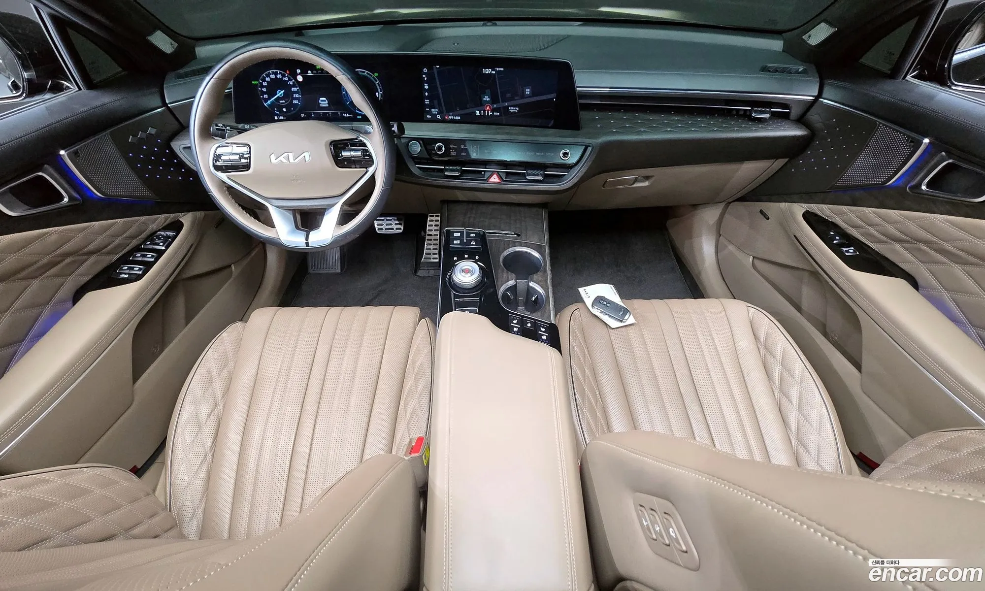 Kia K8 Hybrid 2024 — 16