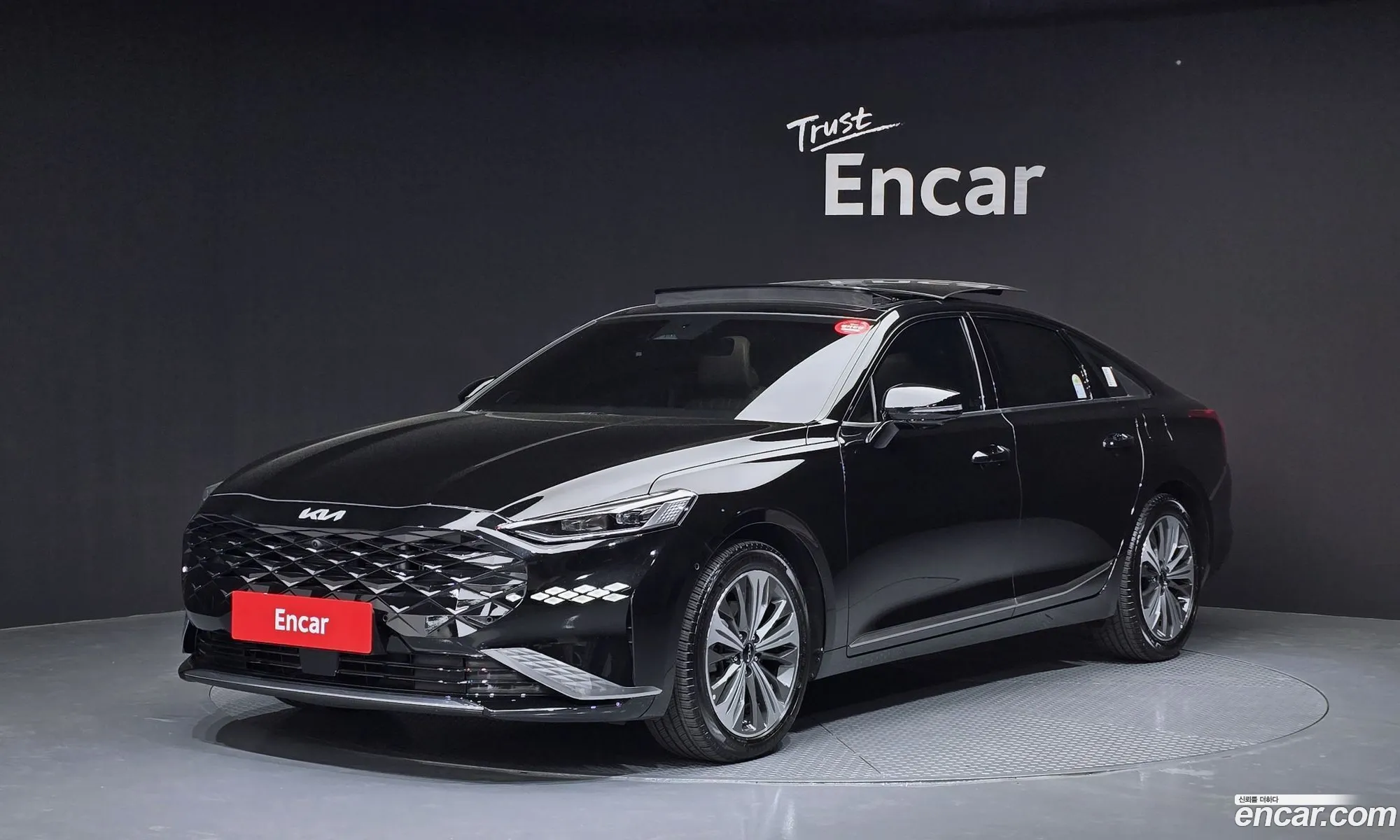 Kia K8 Hybrid 2024 — 17