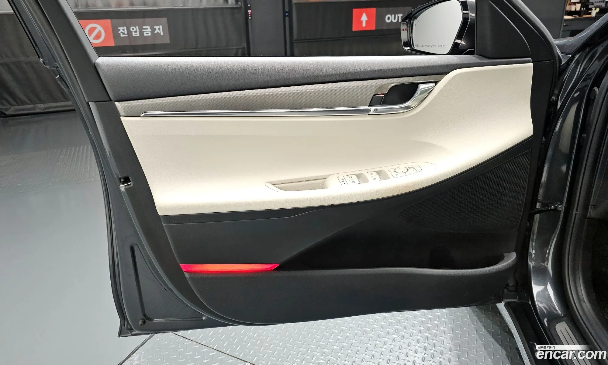 Hyundai Grandeur IG 2022 — 28