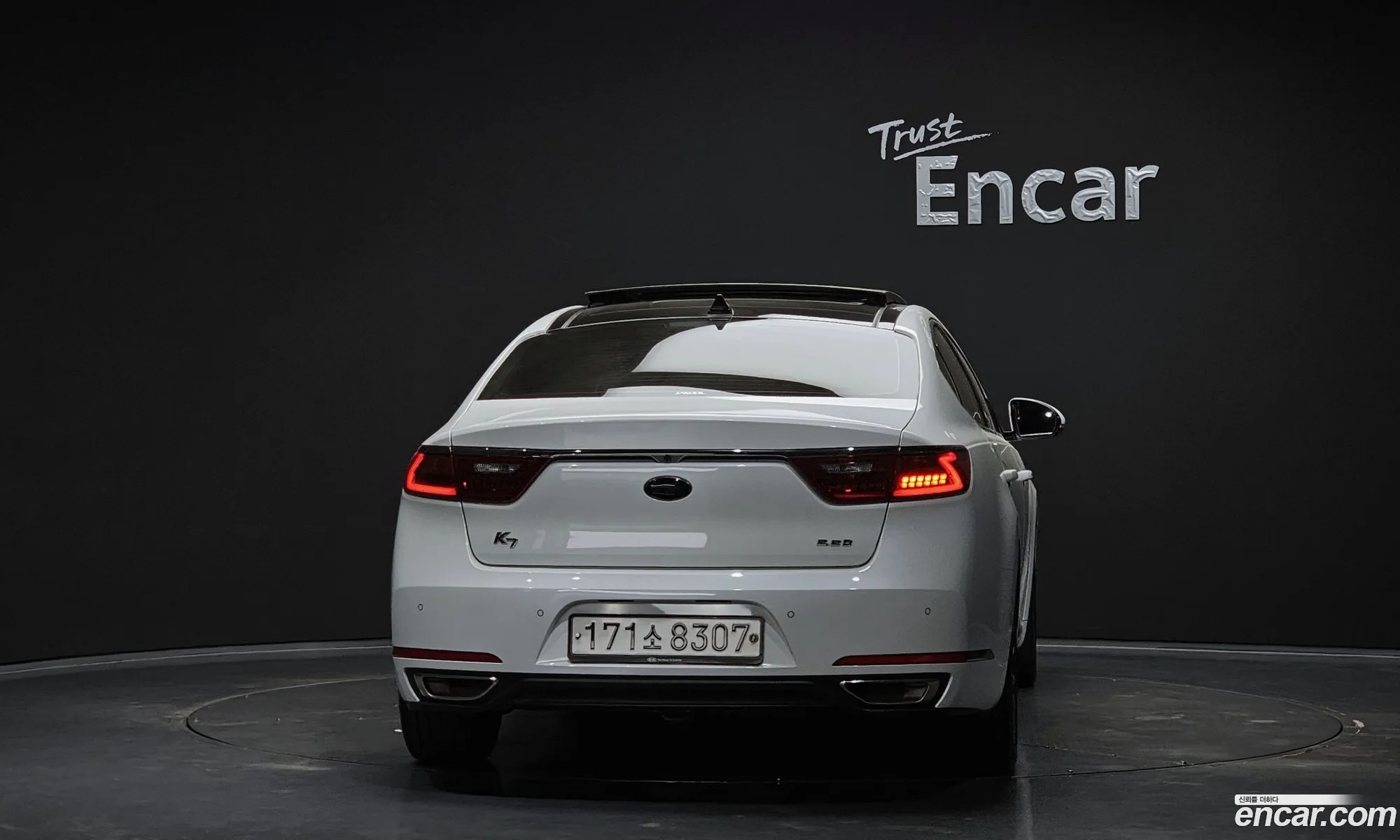 Kia K7 2019 — 20