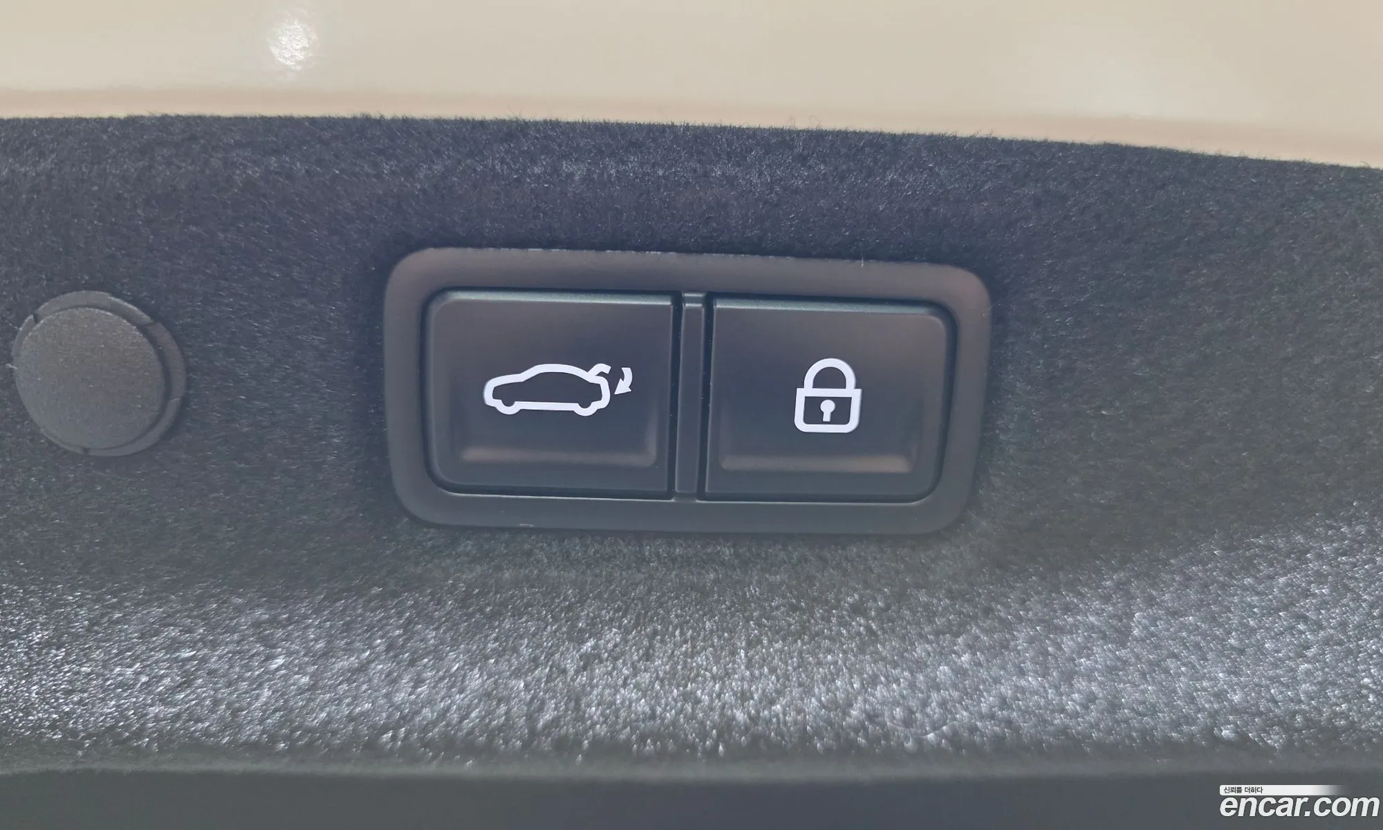 Kia K5 Hybrid 2024 — 17