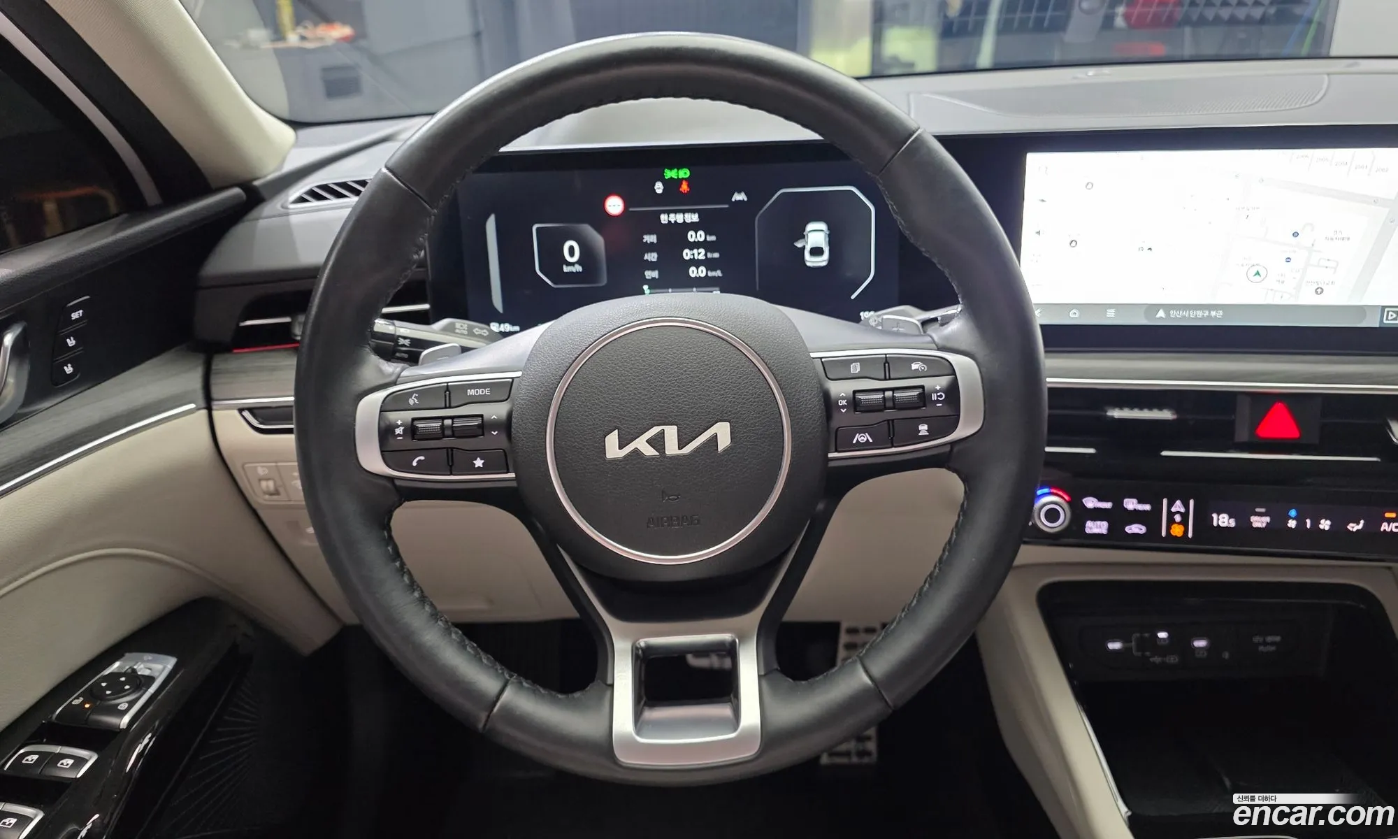Kia K5 Hybrid 2024 — 7