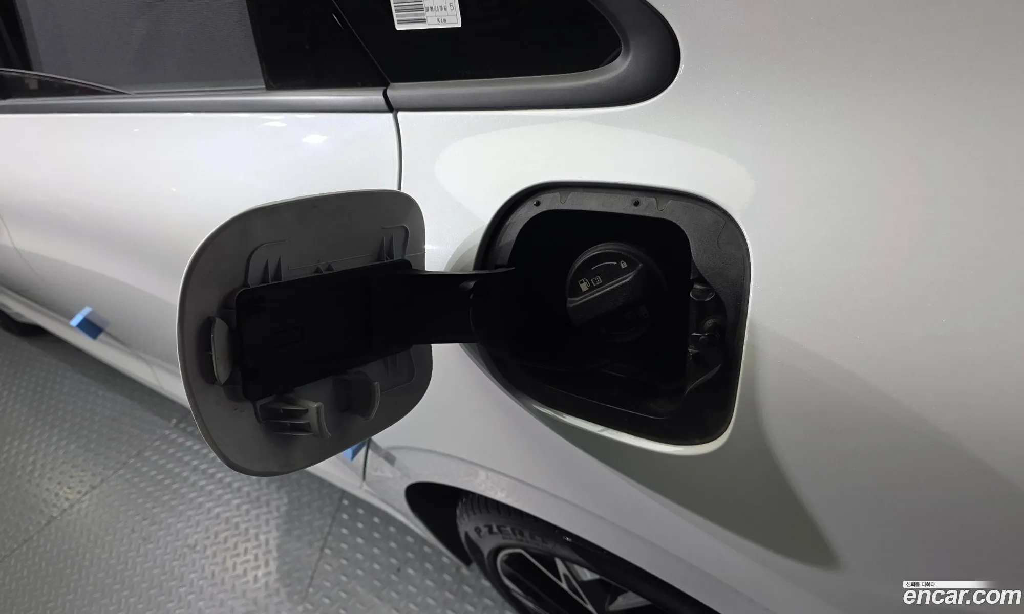 Kia K5 Hybrid 2024 — 4