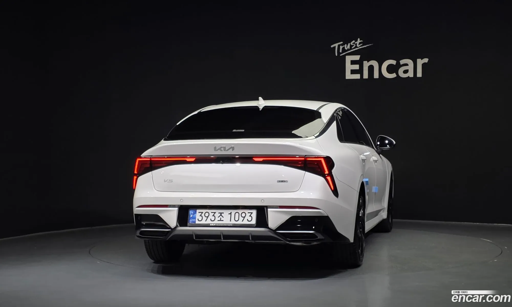 Kia K5 Hybrid 2024 — 12