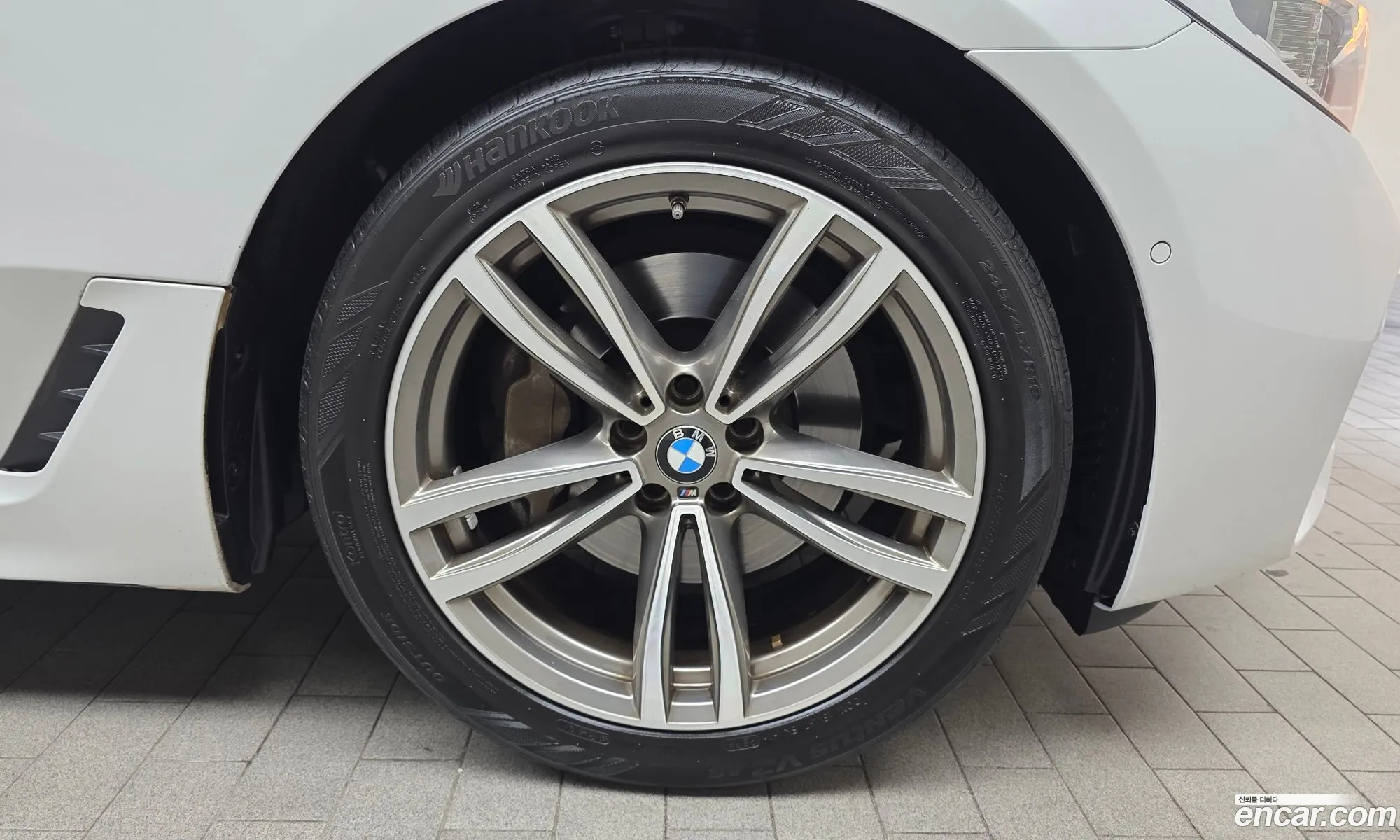 BMW 6 Series GT 2019 — 32