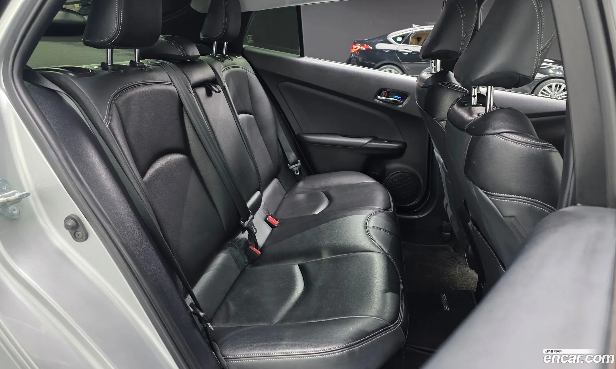 Toyota Prius 2018 JTDKBRFU2J3593135 — 19