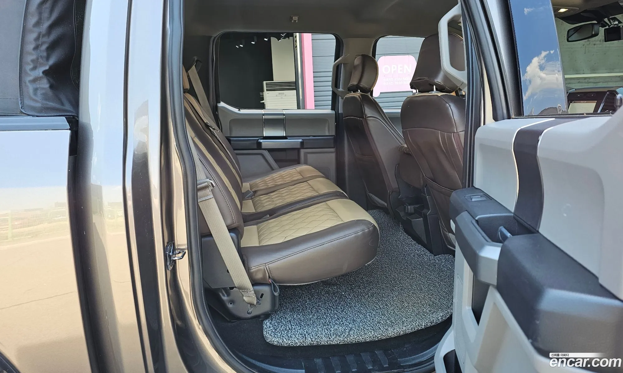 Ford F-150 2019 — 4