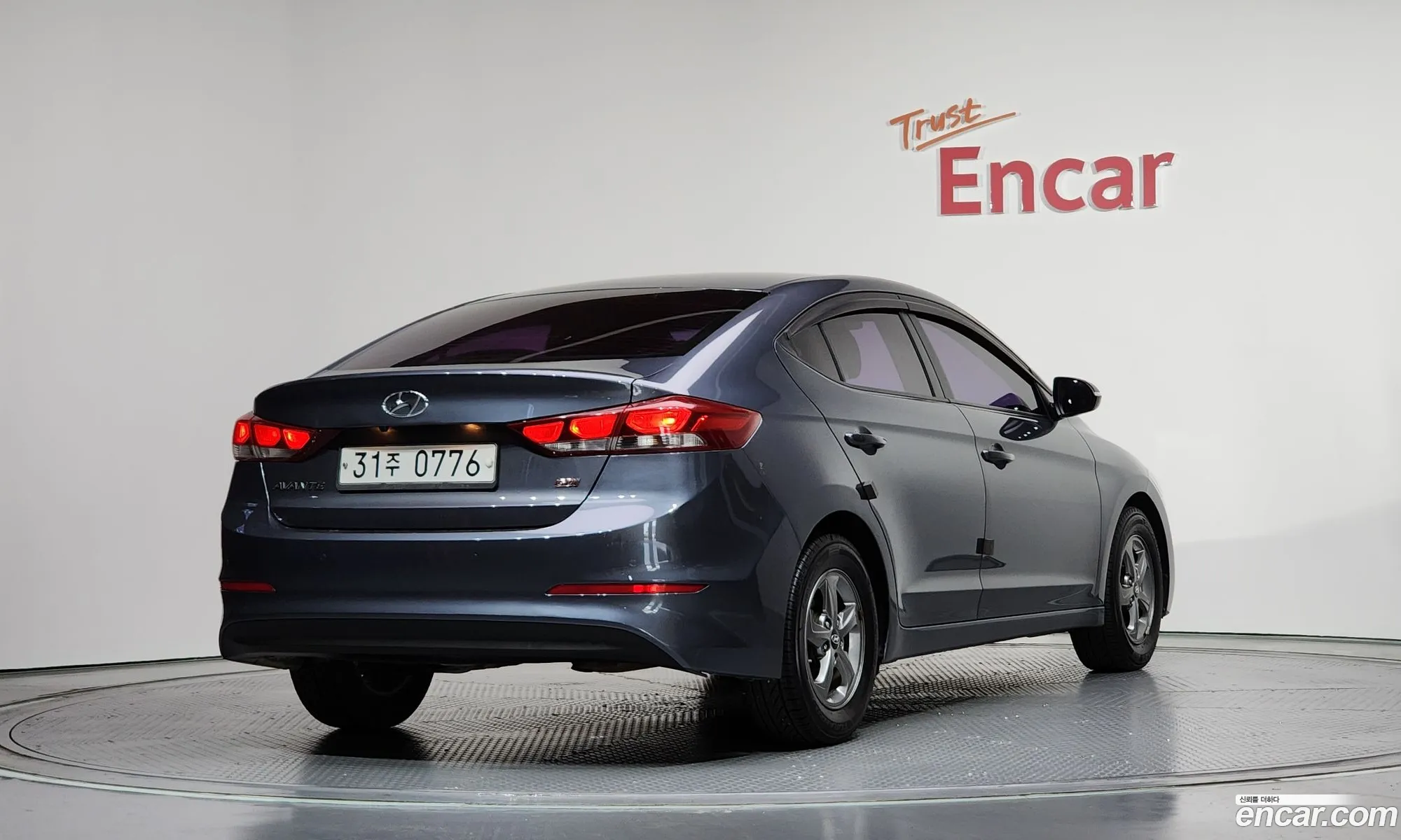 Hyundai Elantra AD 2015 — 2