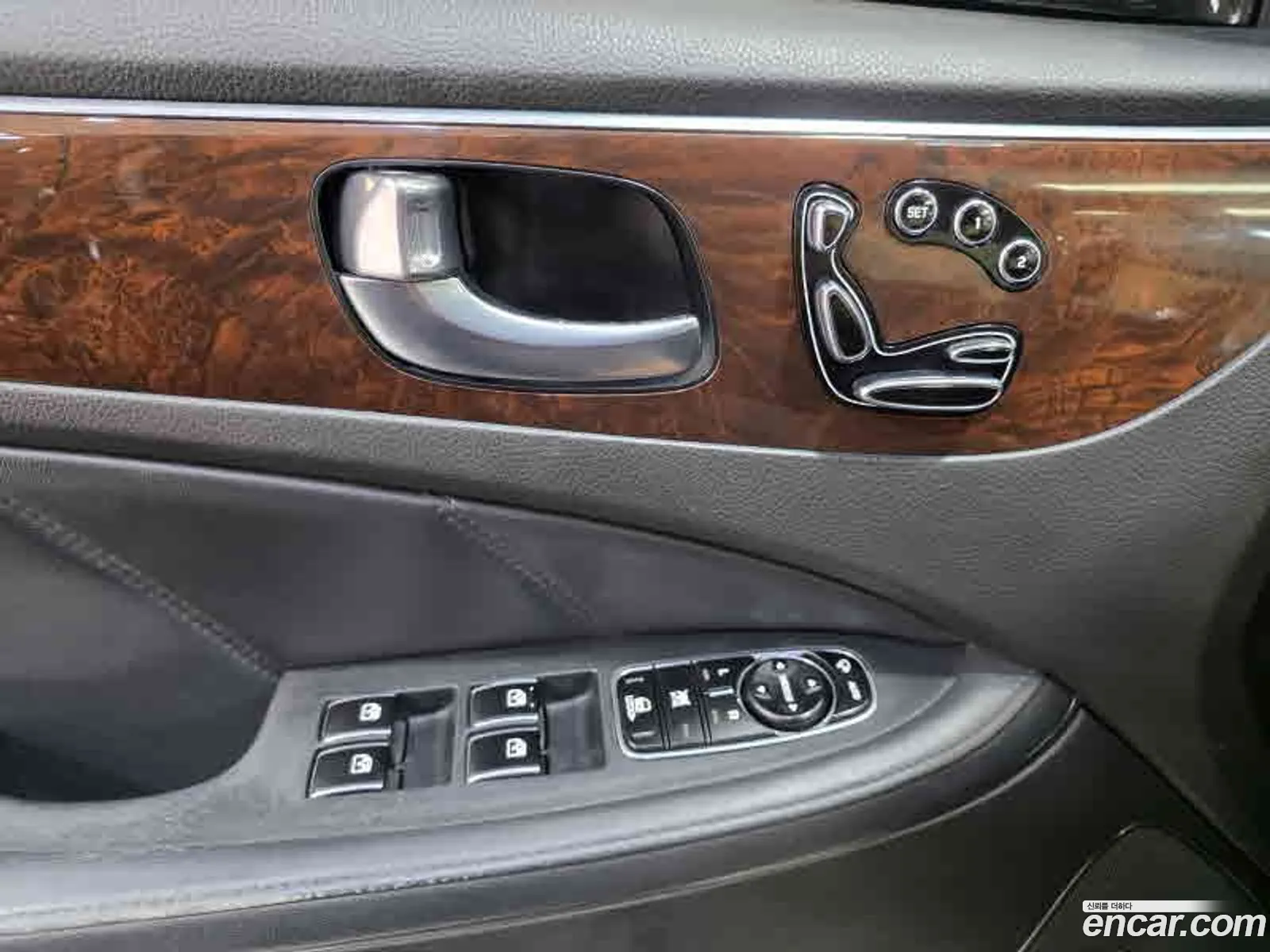 Hyundai Equus 2013 — 9