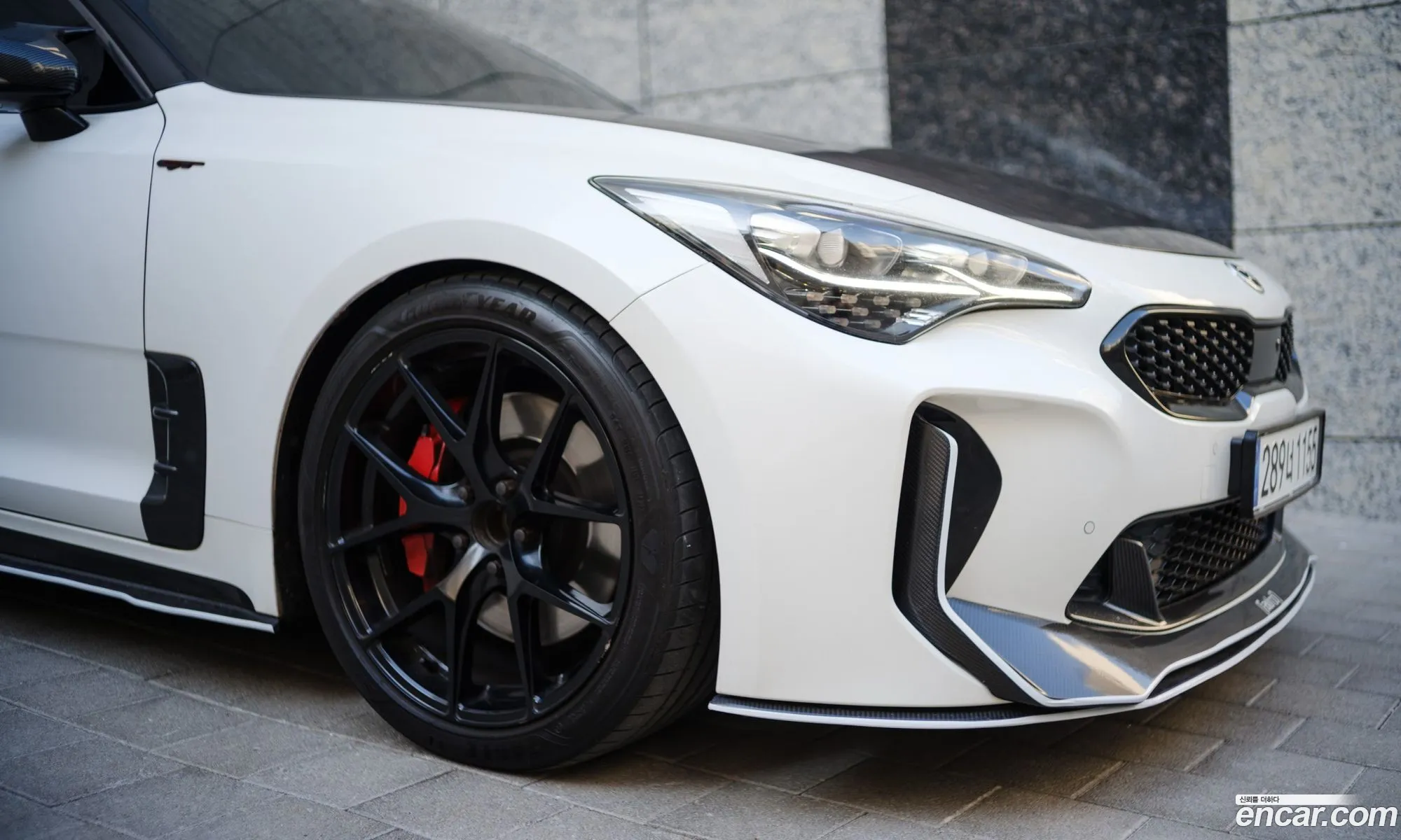 Kia Stinger 2018 — 13