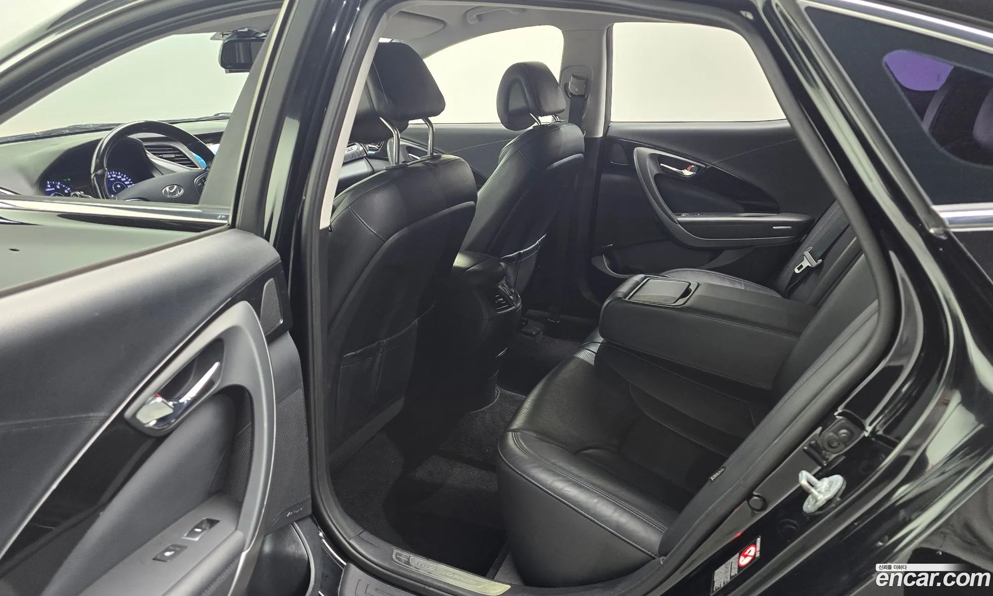 Hyundai Grandeur HG 2015 — 11