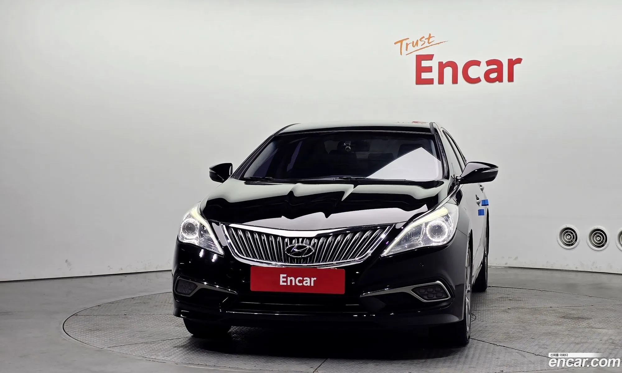 Hyundai Grandeur HG 2015 — 14