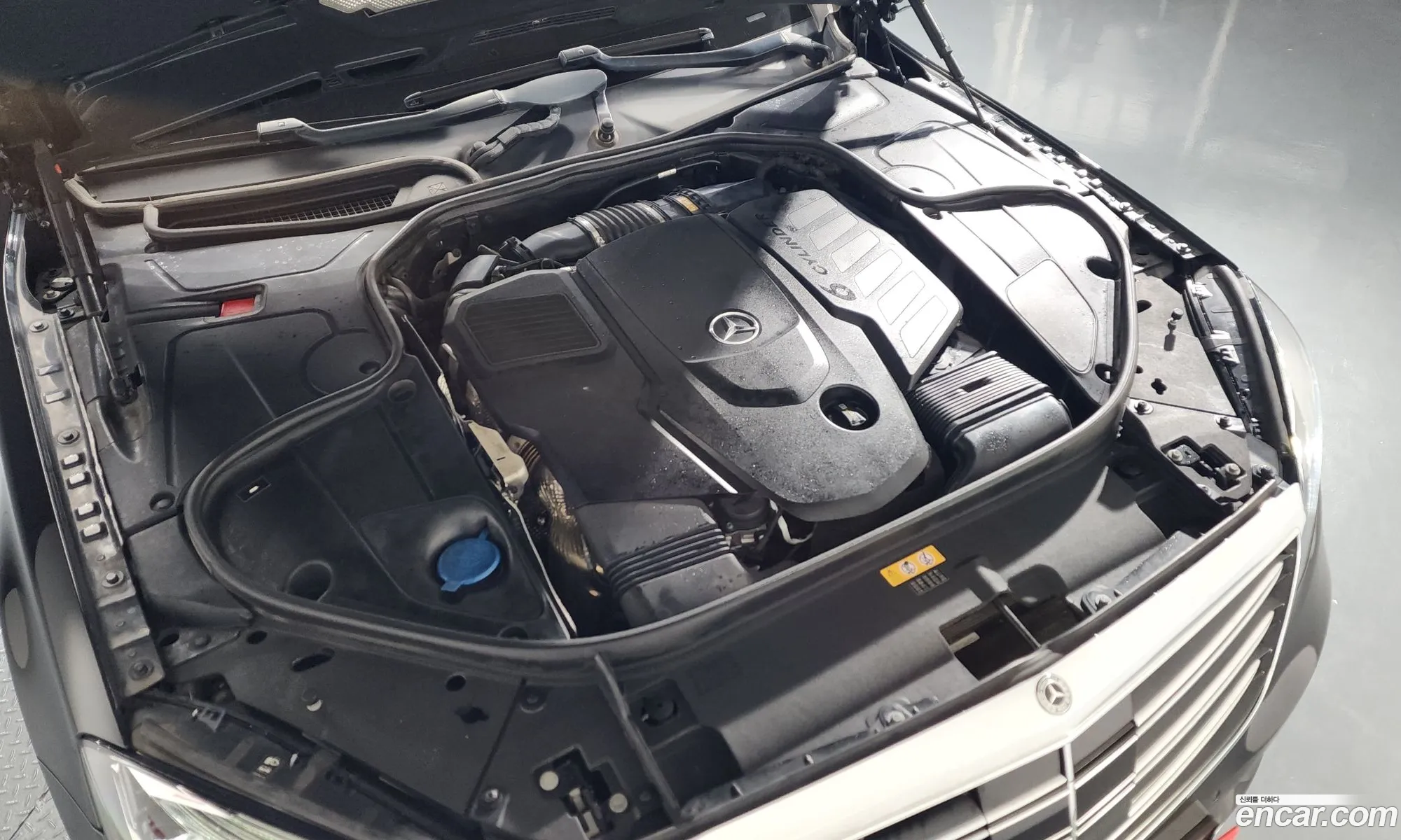 Mercedes-Benz S-Class W222 2017 WDDUG3FB9JA364698 — 5