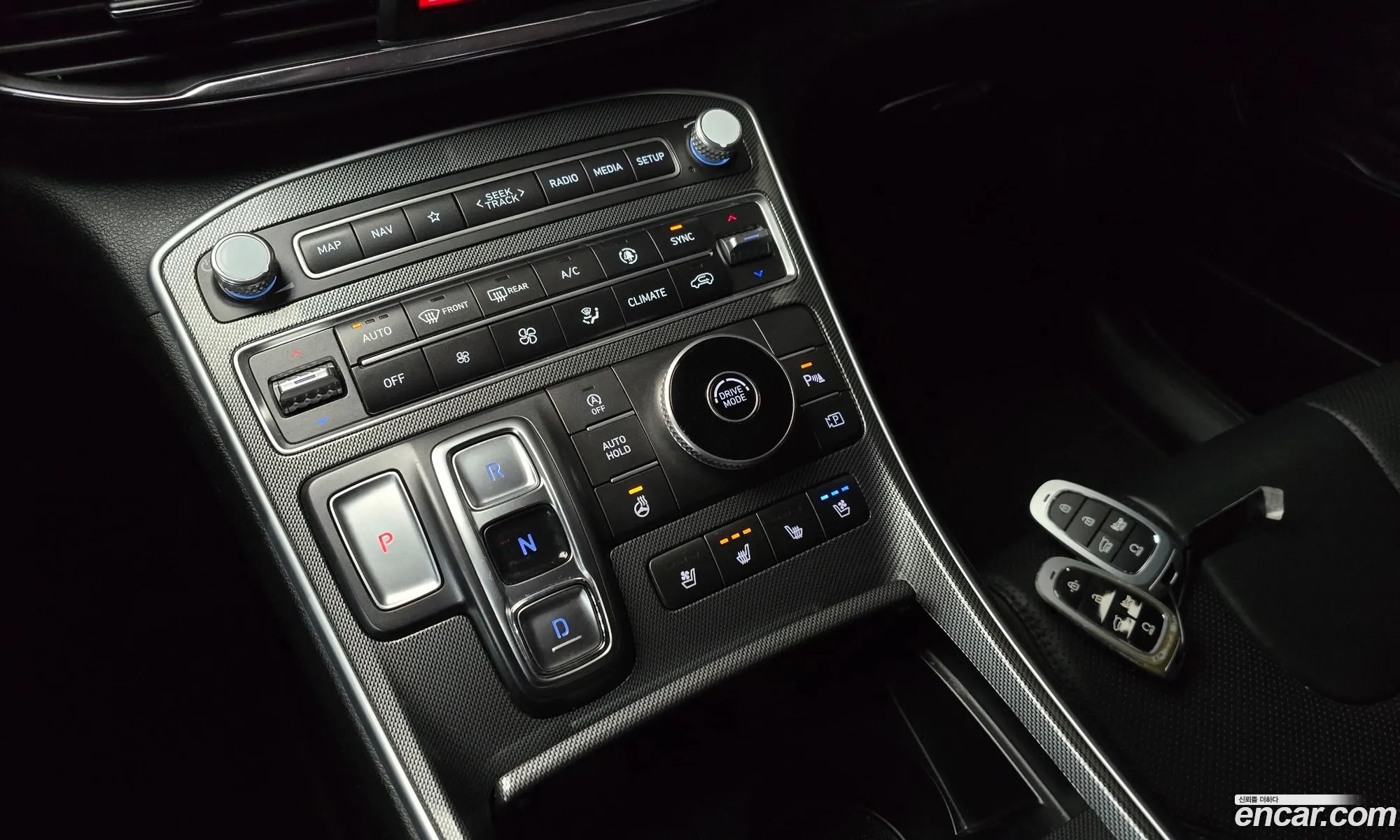 Hyundai Santa Fe 2022 — 20