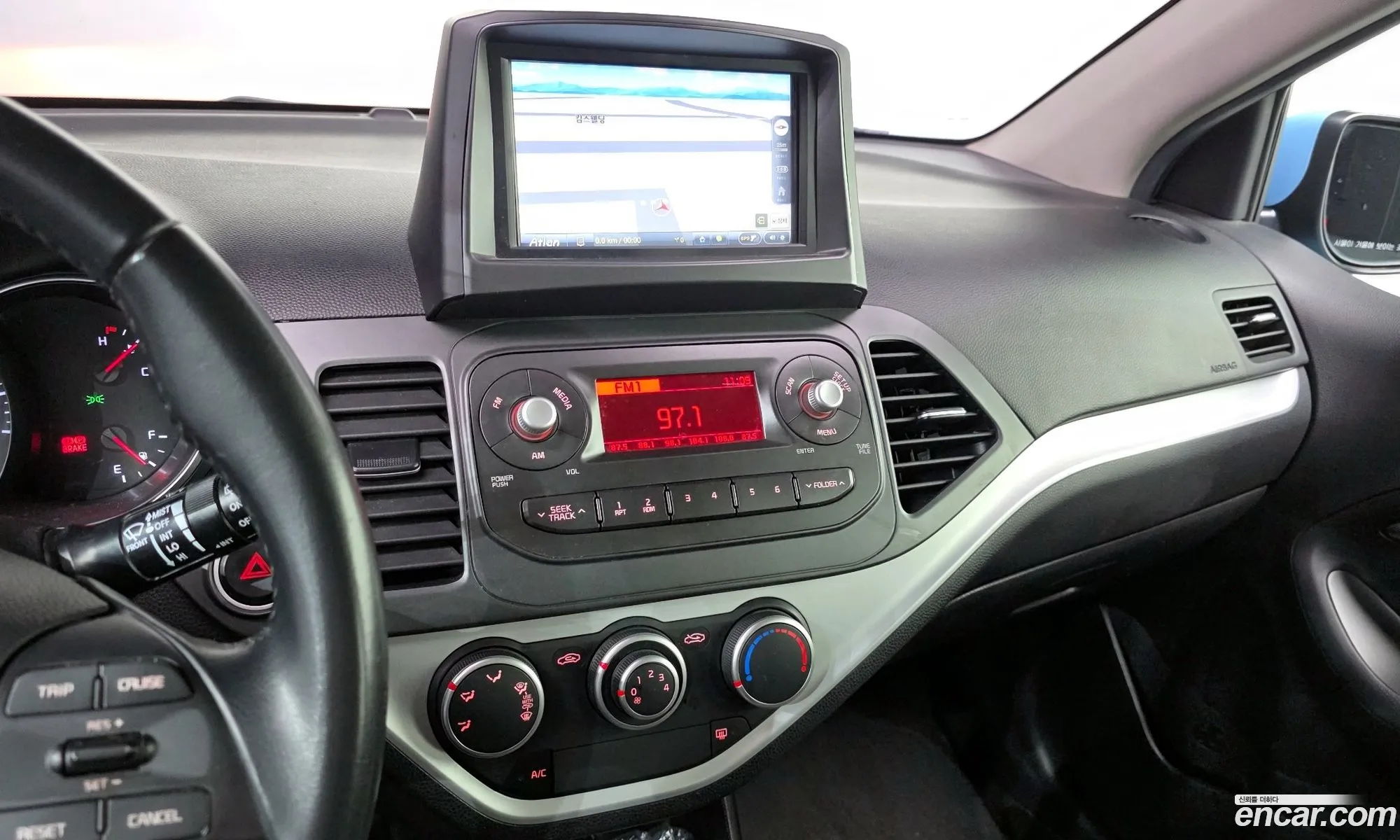 Kia Morning 2016 — 11