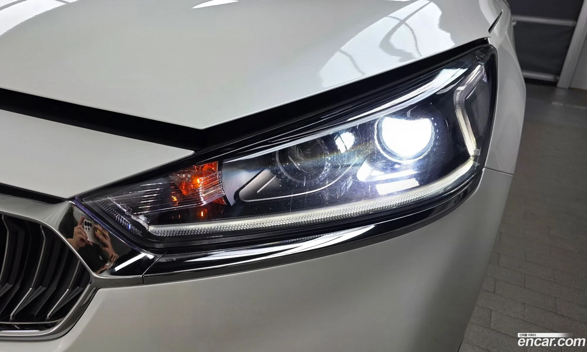 Kia K7 2016 — 28