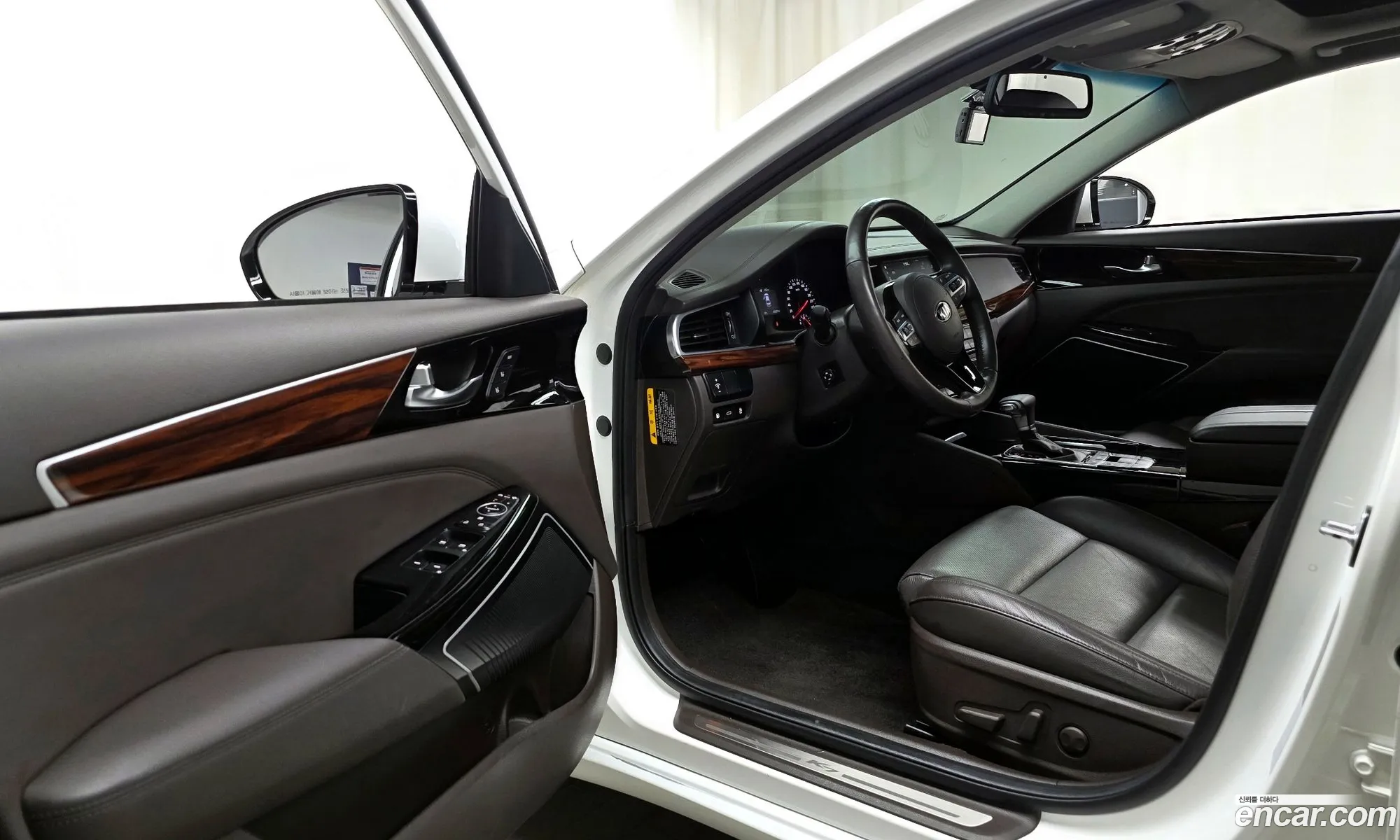 Kia K7 2016 — 12