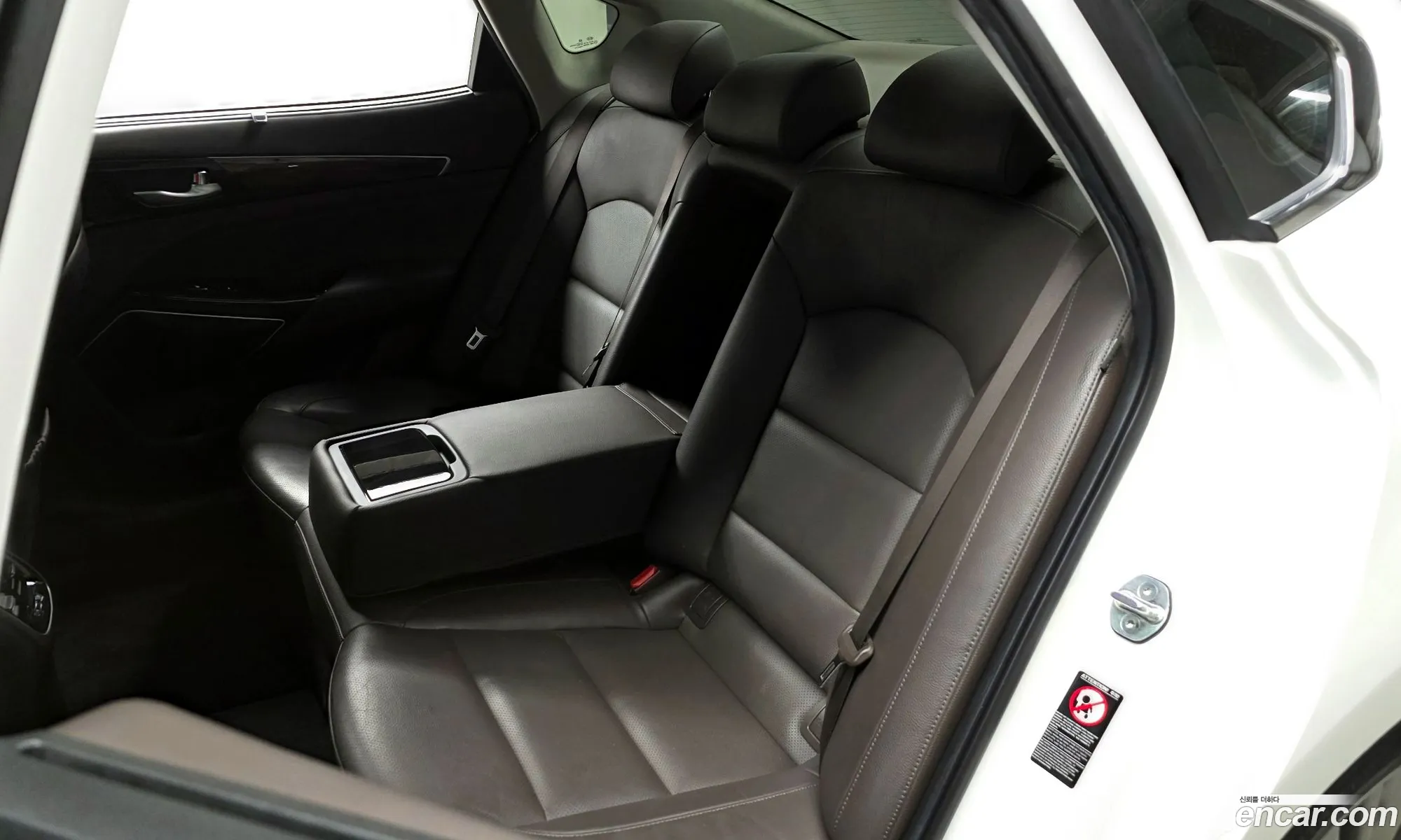 Kia K7 2016 — 20