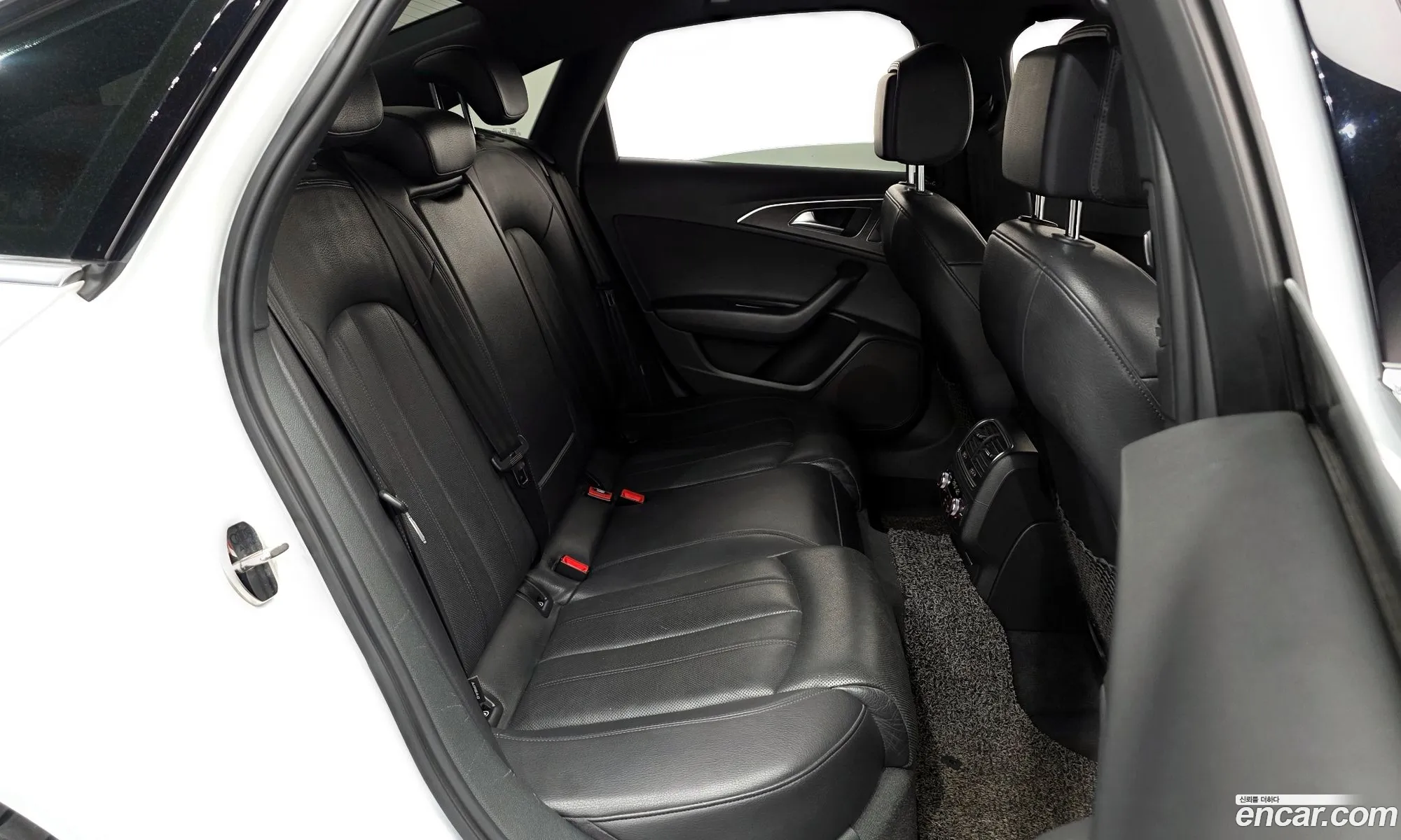 Audi A6 2018 WAUZZZ4G2JN134793 — 28