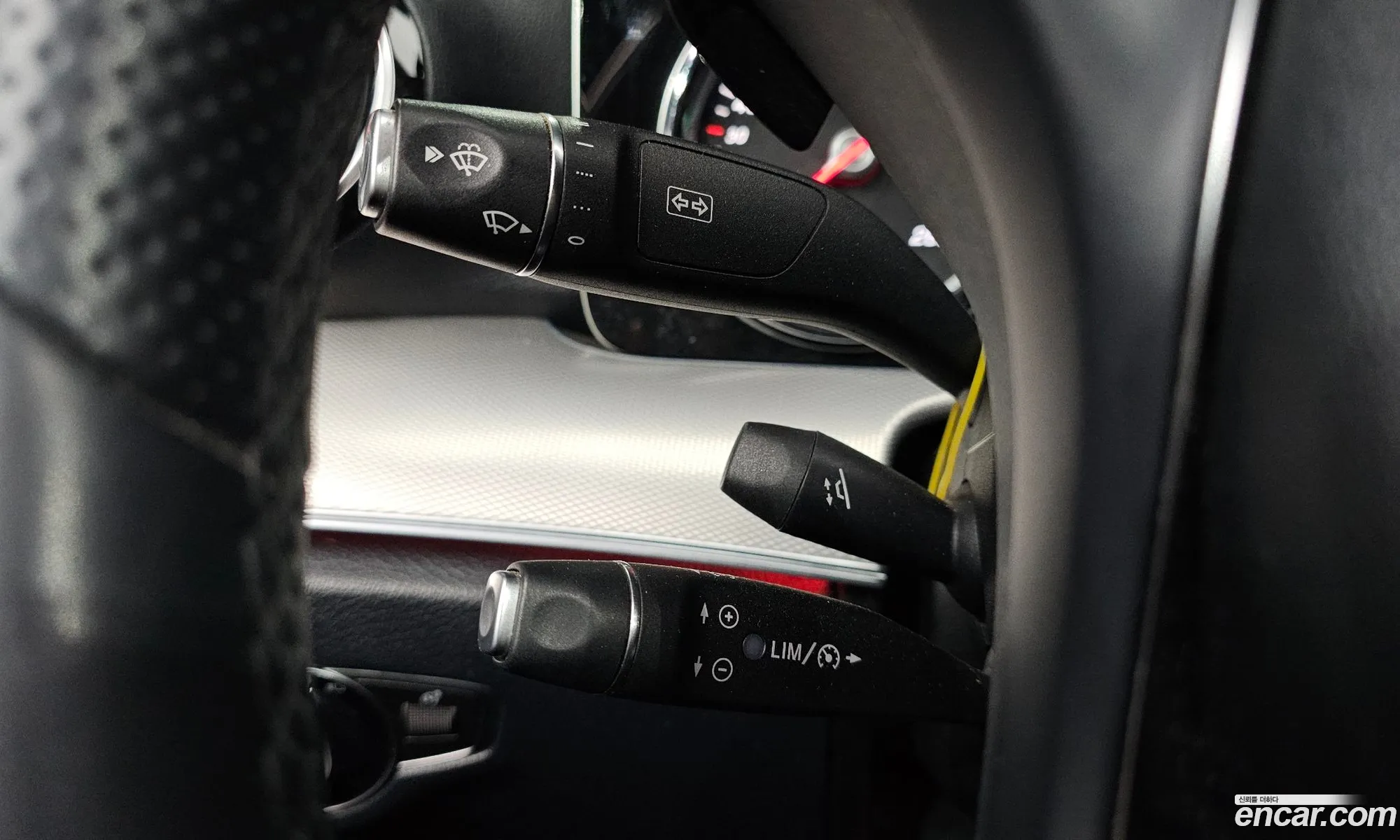 Mercedes-Benz E-Class W213 2018 — 16