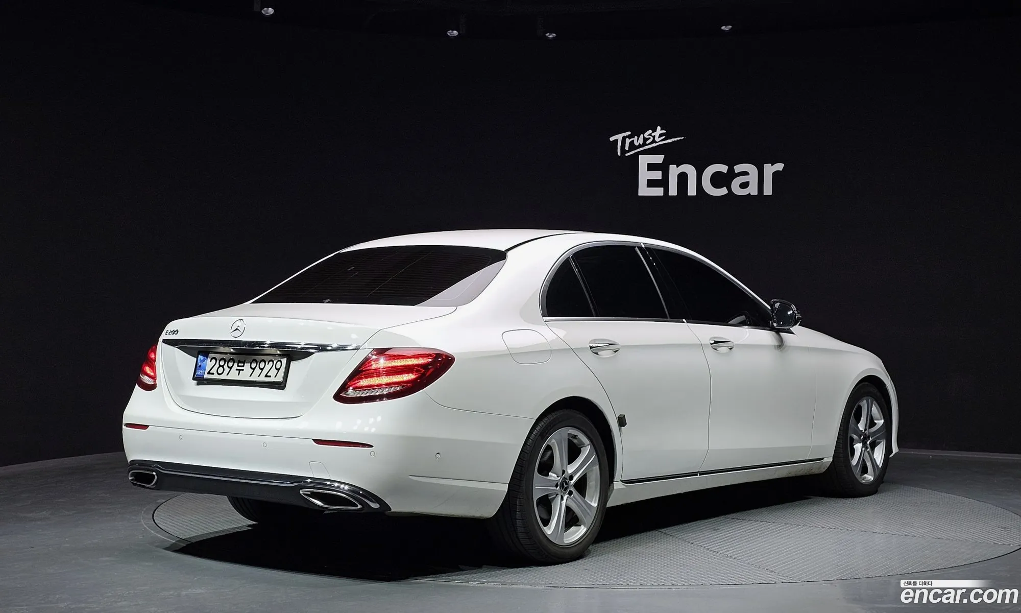 Mercedes-Benz E-Class W213 2018 — 9