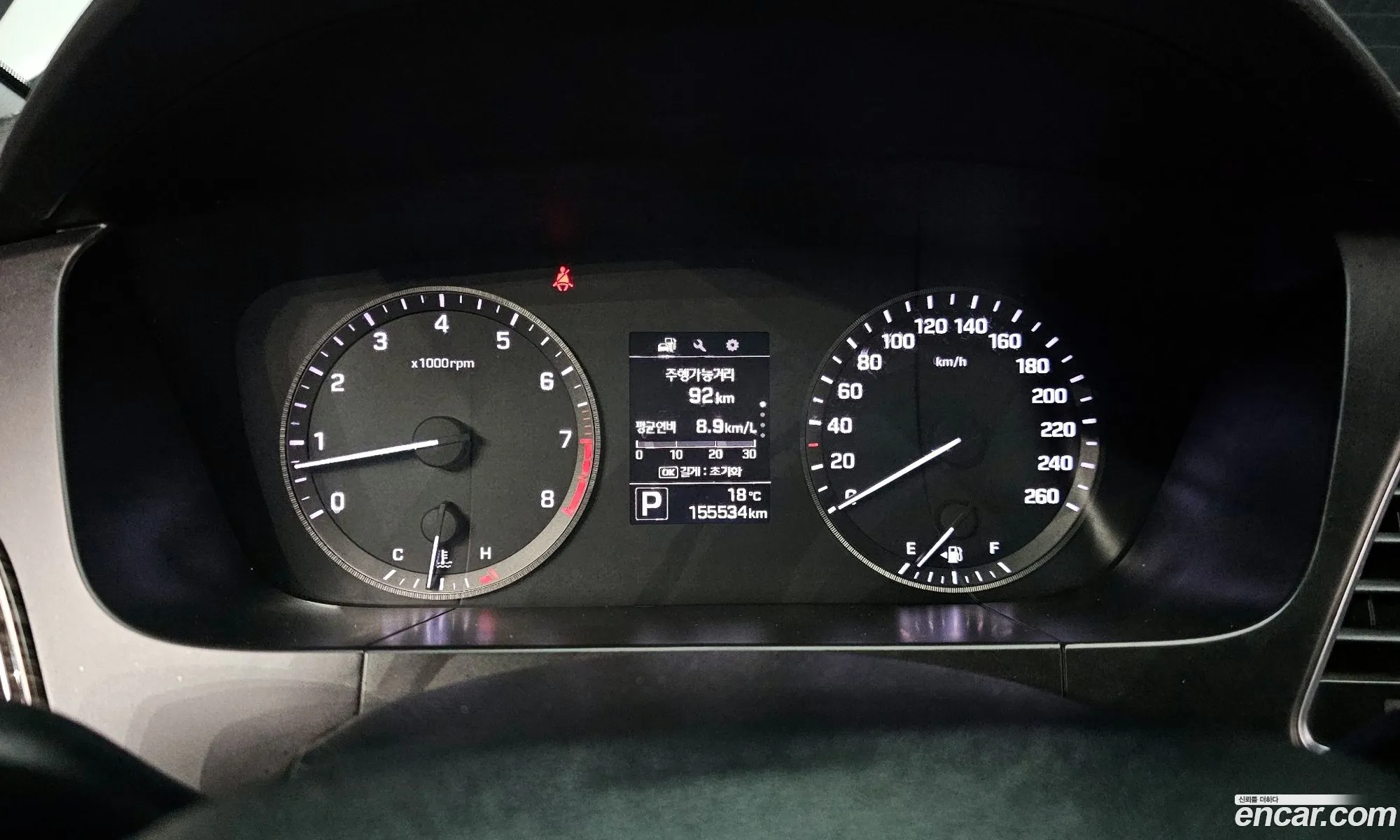 Hyundai LF Sonata 2014 — 11