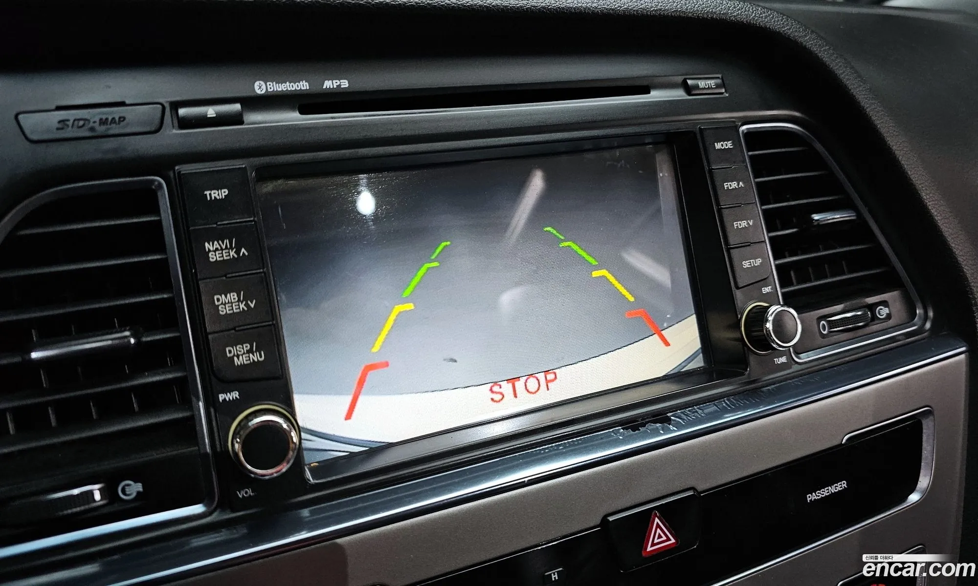 Hyundai LF Sonata 2014 — 12