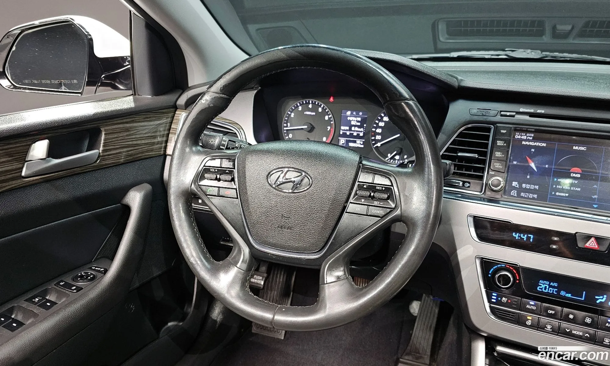 Hyundai LF Sonata 2014 — 18