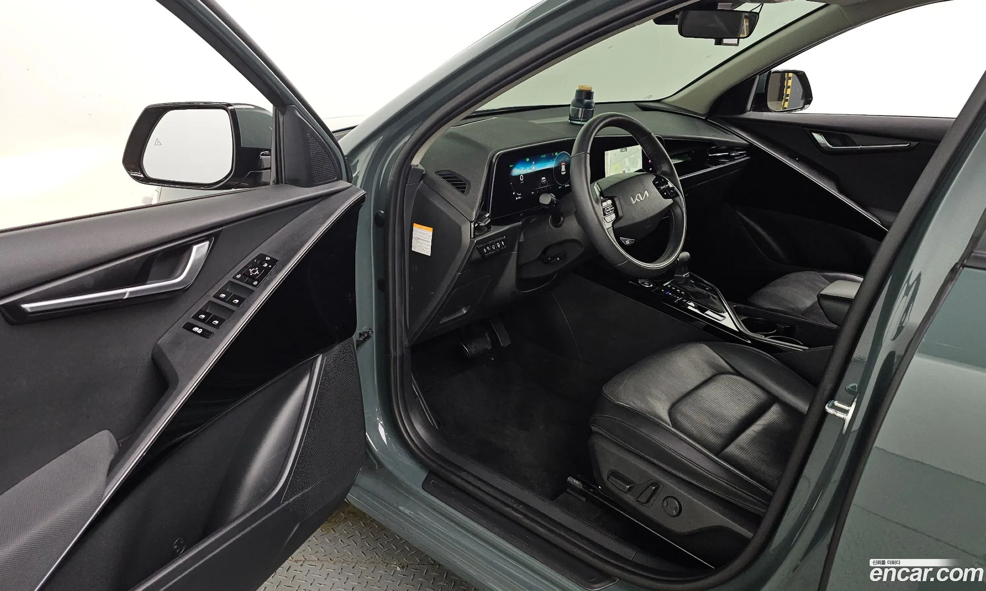 Kia Niro 2023 — 18