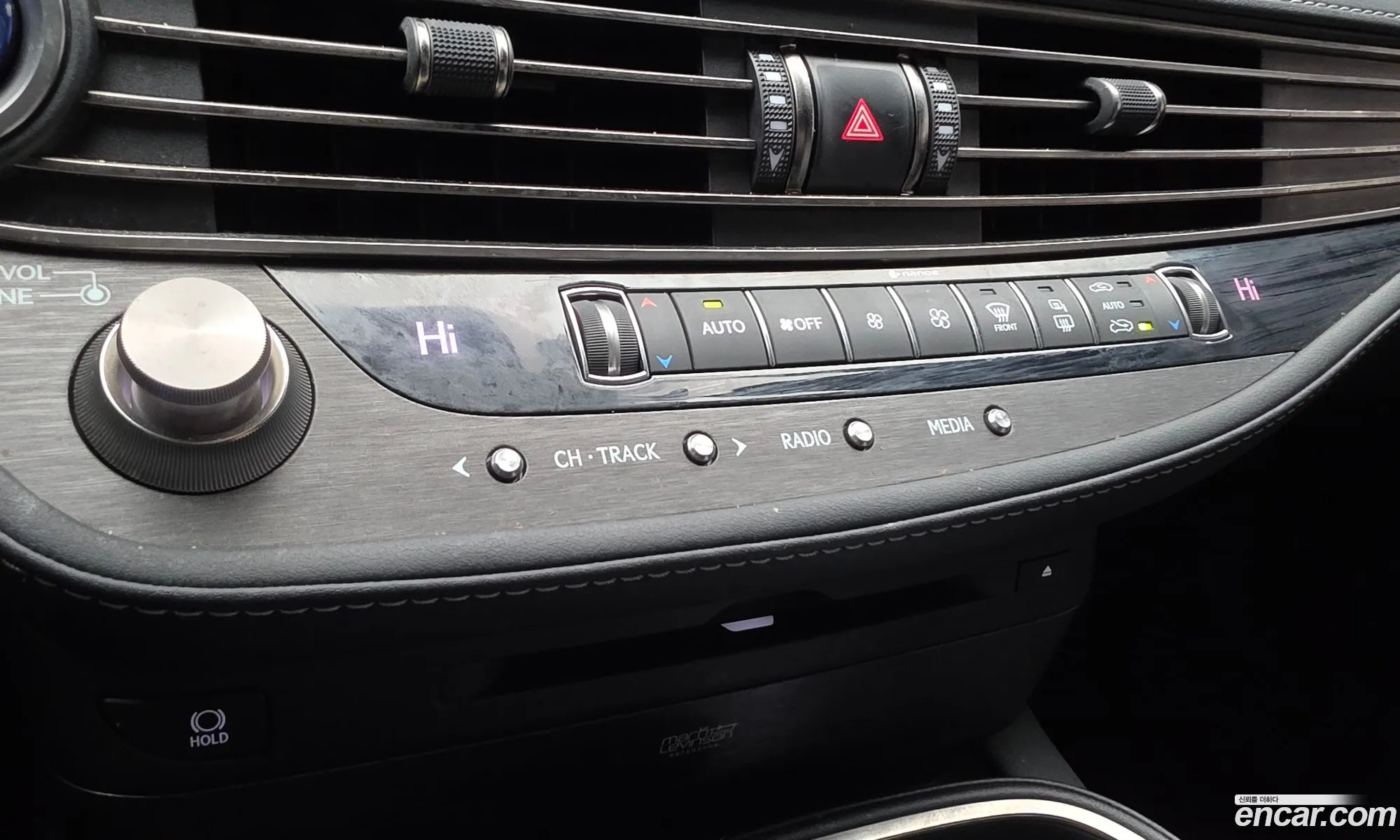 Lexus LS500h