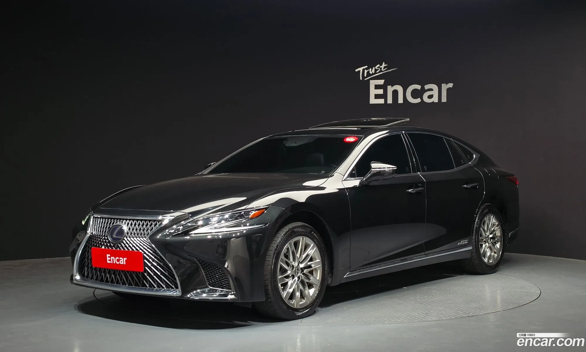 Lexus LS500h 2019 JTHCYLFF9K5001574 — 20