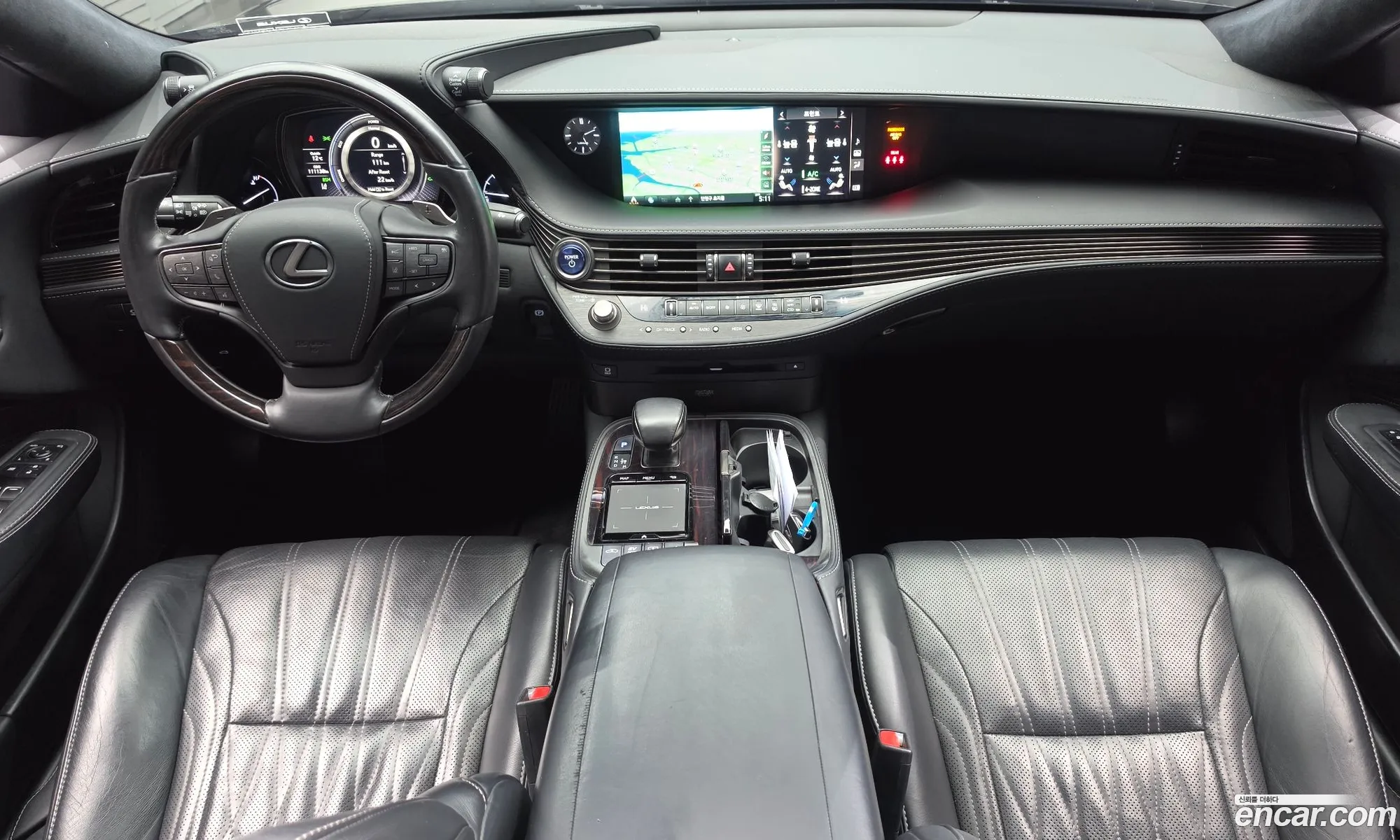 Lexus LS500h 2019 JTHCYLFF9K5001574 — 15