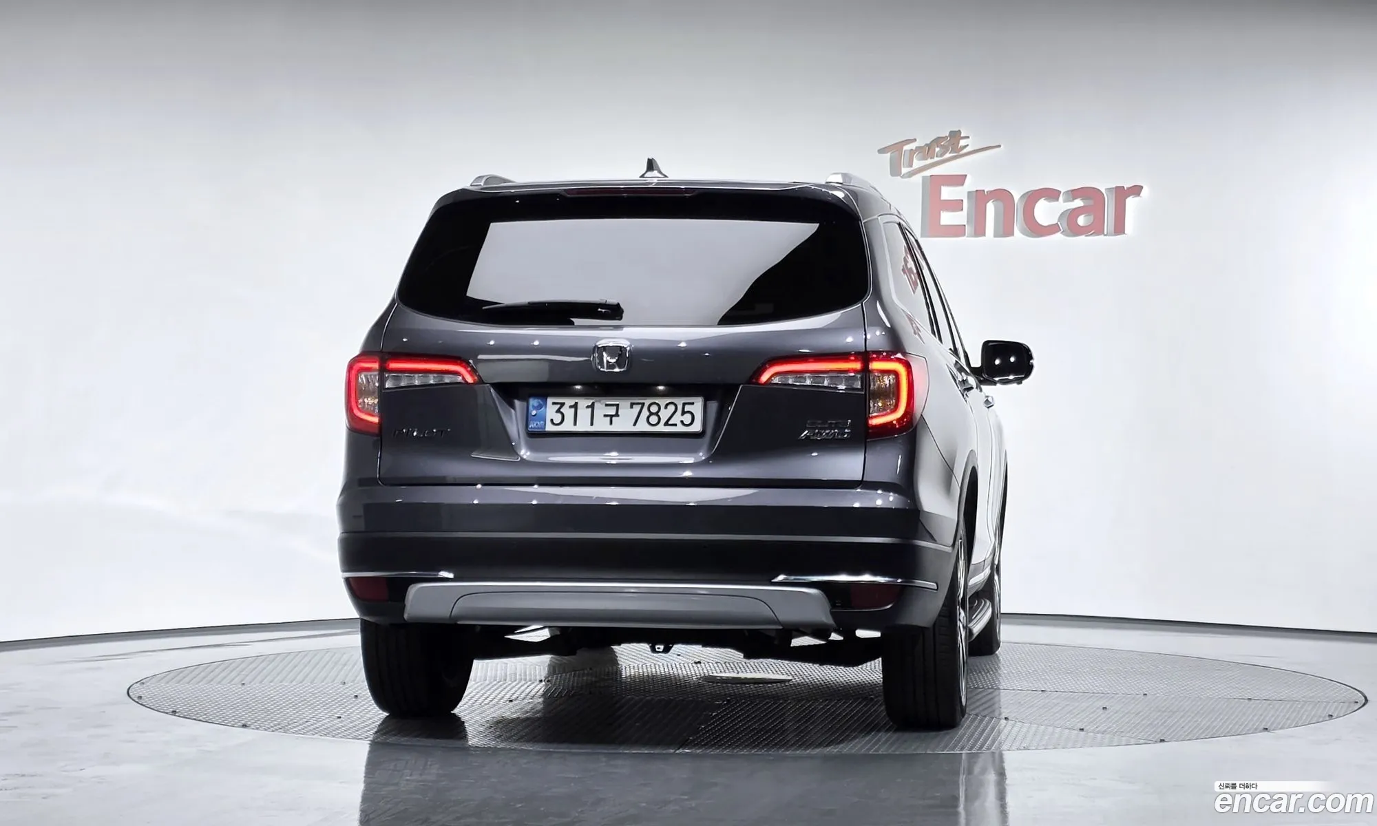 Honda Pilot 2022 5FNYF6800NB200013 — 5