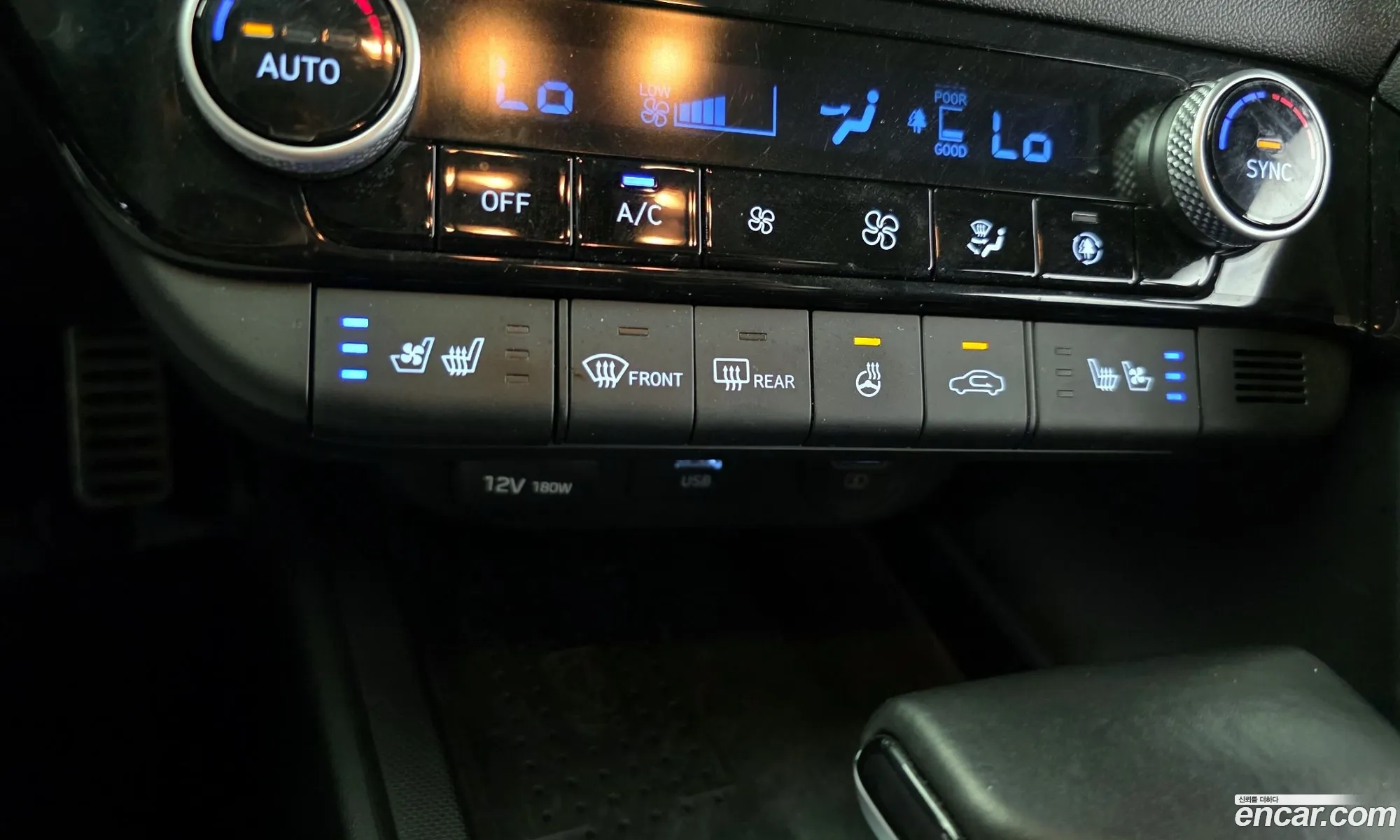 Hyundai Elantra 2020 — 19
