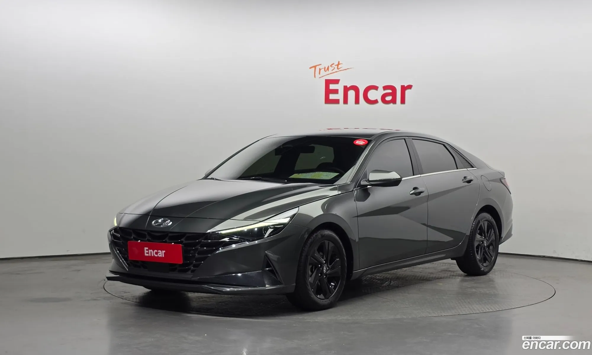 Hyundai Elantra 2020 — 17