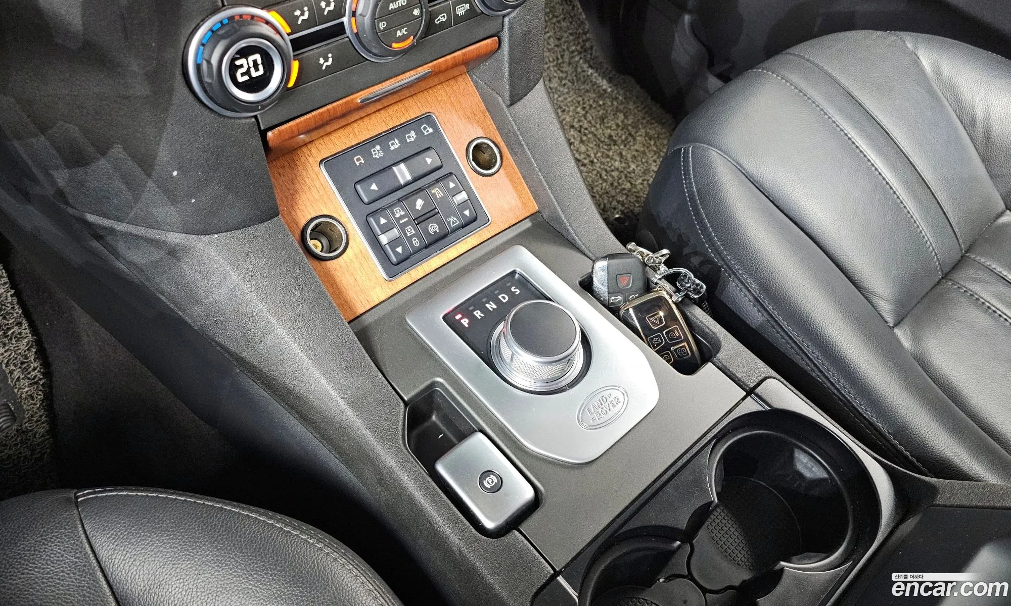 Land Rover Discovery 4 2014 — 5