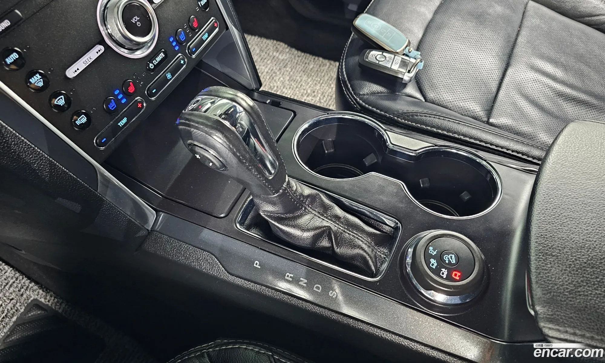 Ford Explorer 2019 1FM5K8FH1KGA56207 — 14