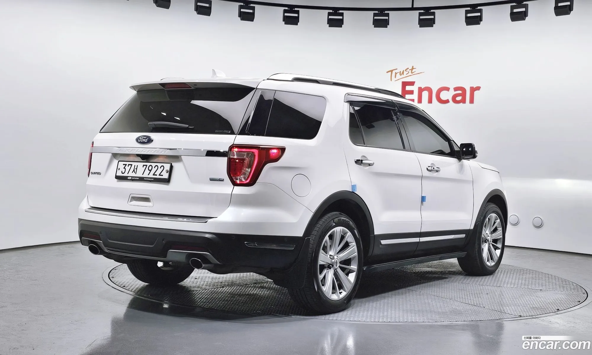 Ford Explorer 2019 1FM5K8FH1KGA56207 — 7