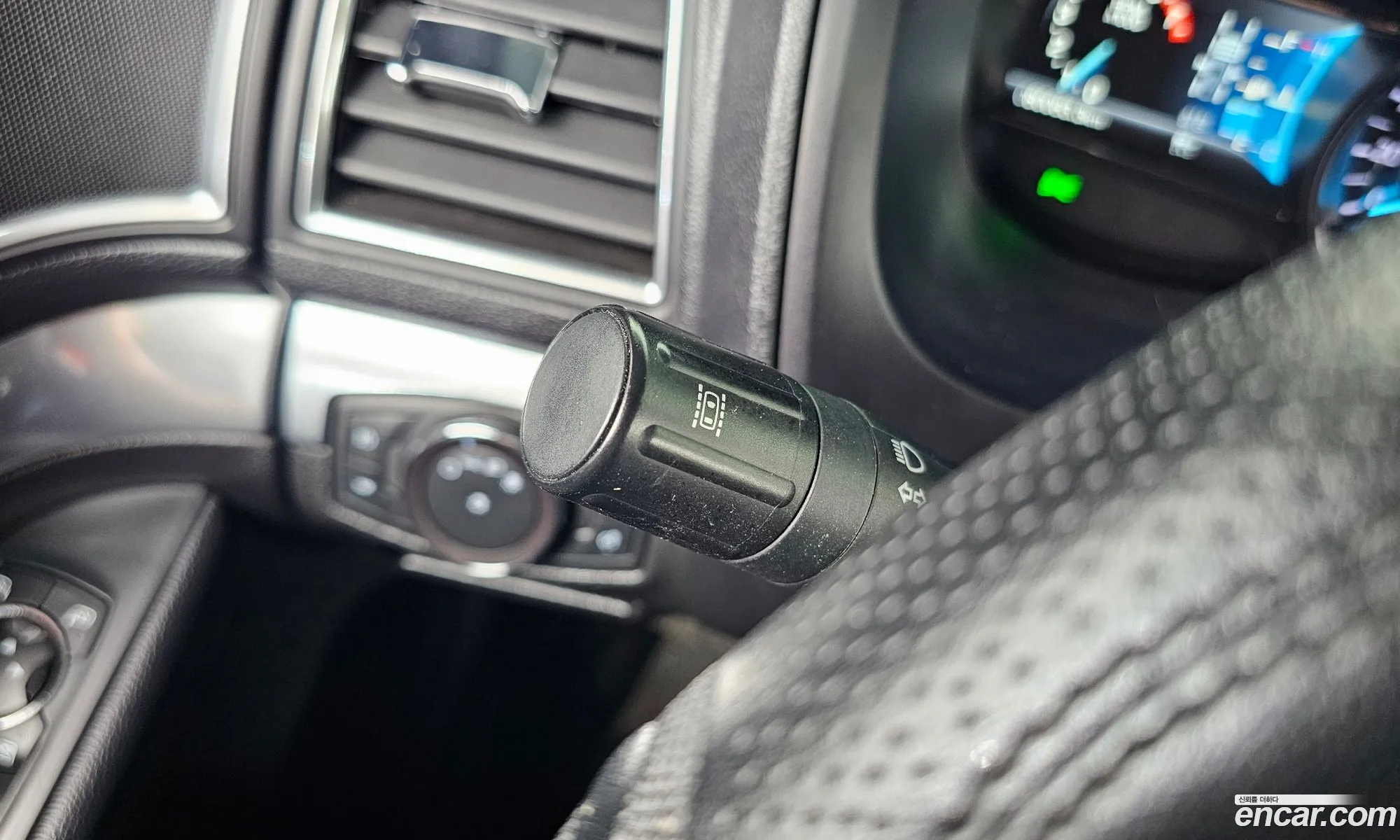 Ford Explorer 2019 1FM5K8FH1KGA56207 — 9