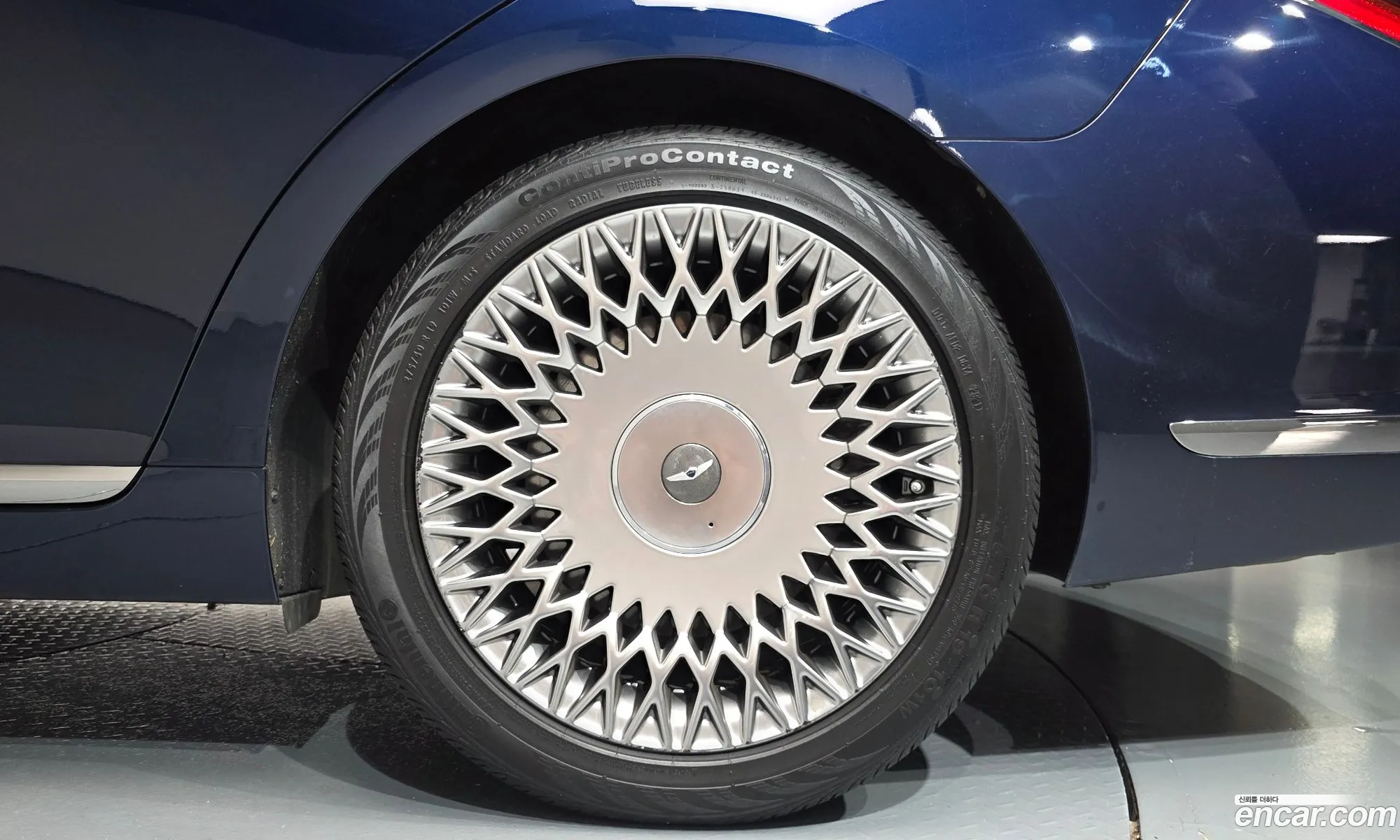Genesis G90 2019 — 3