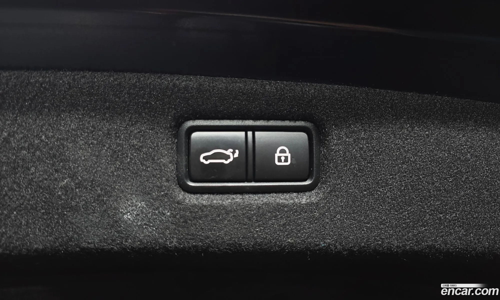 Genesis G90 2019 — 18
