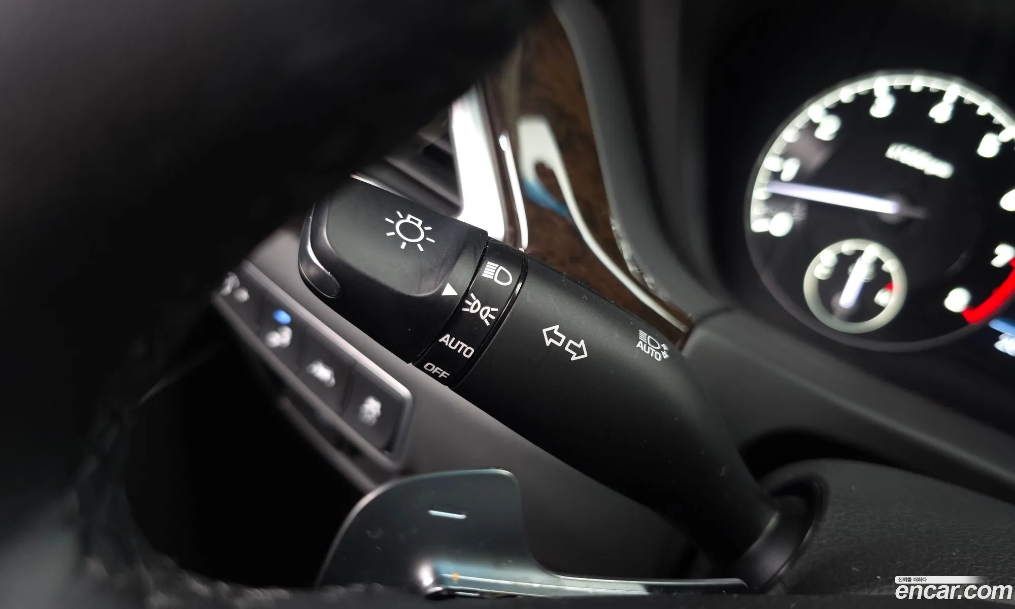 Genesis G90 2019 — 37