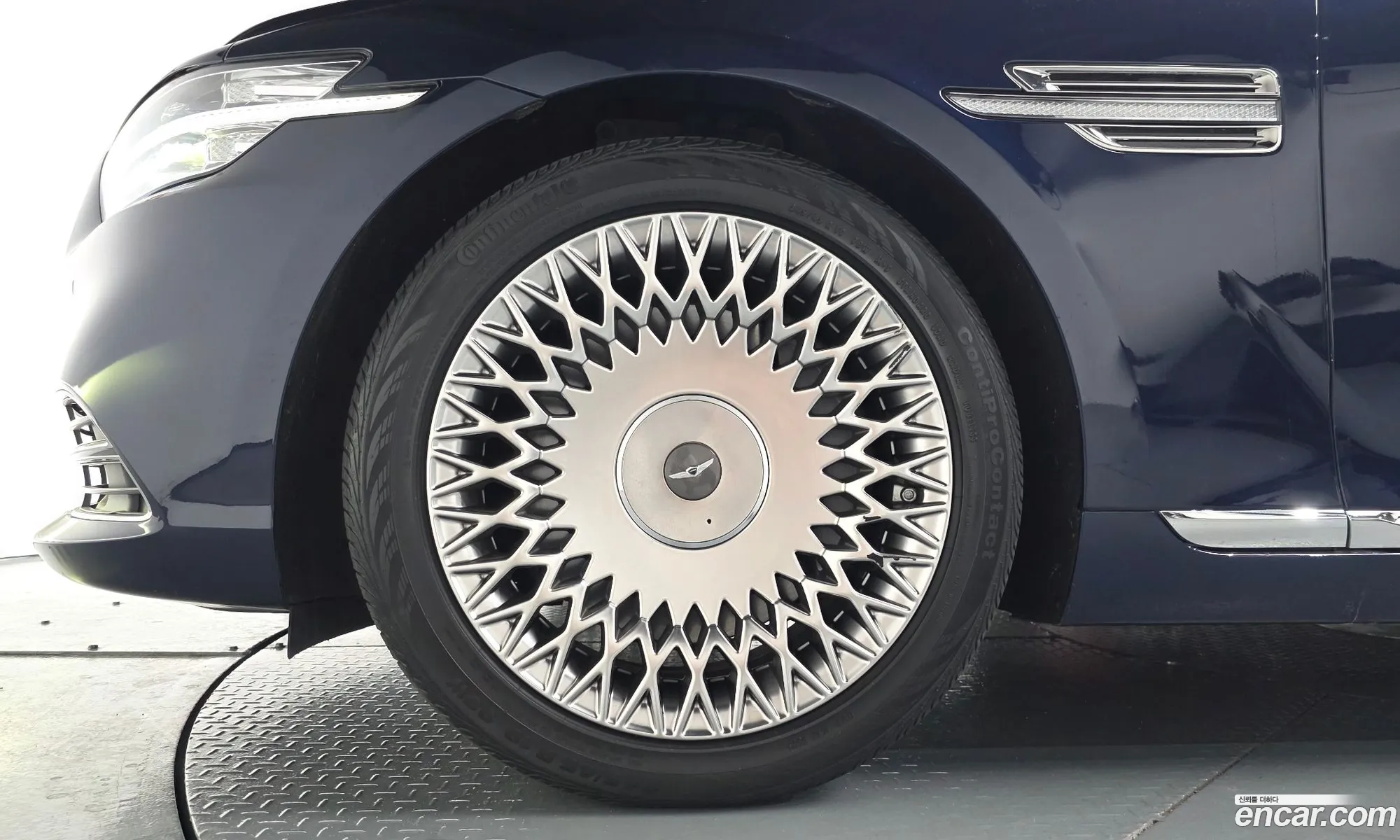 Genesis G90 2019 — 5