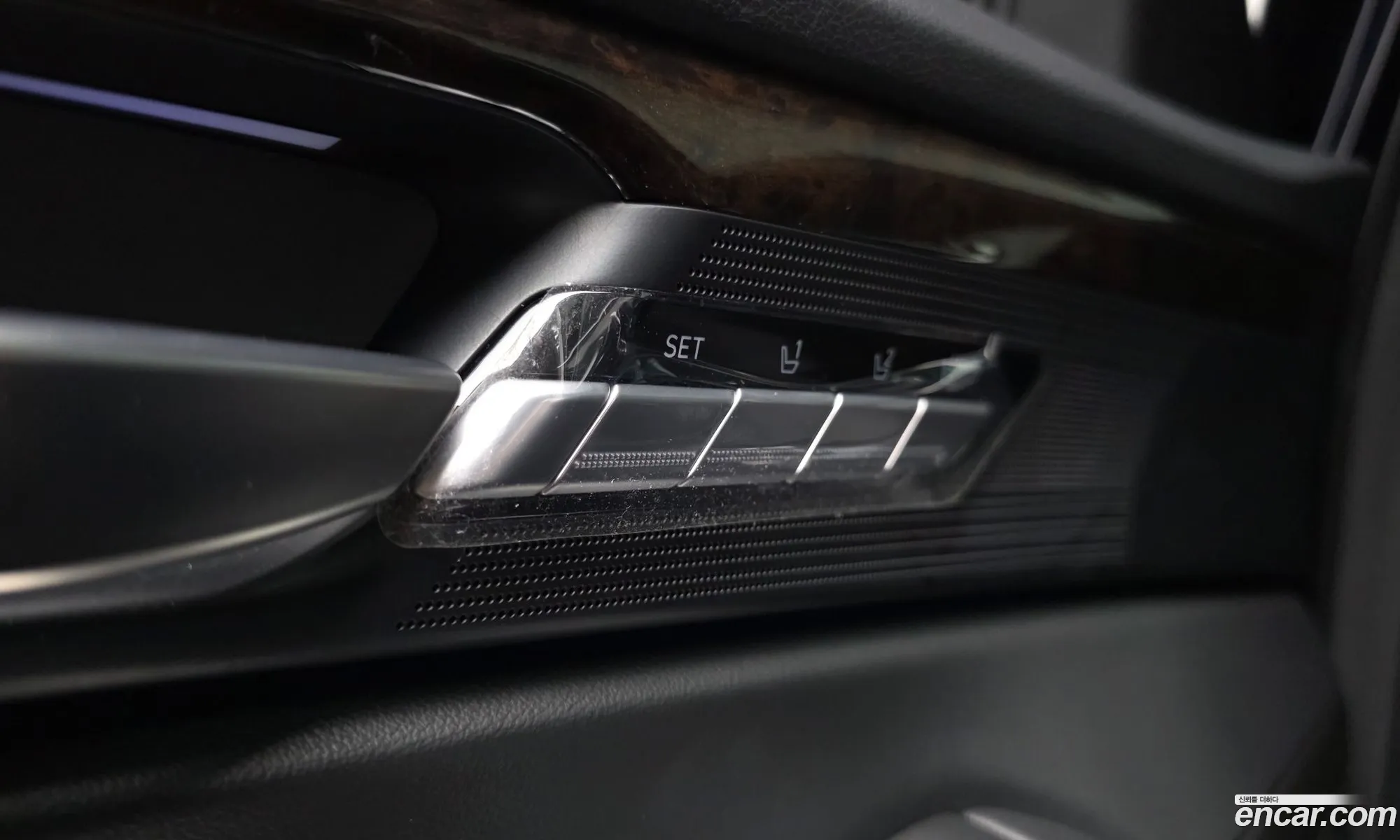 Genesis G90 2019 — 10