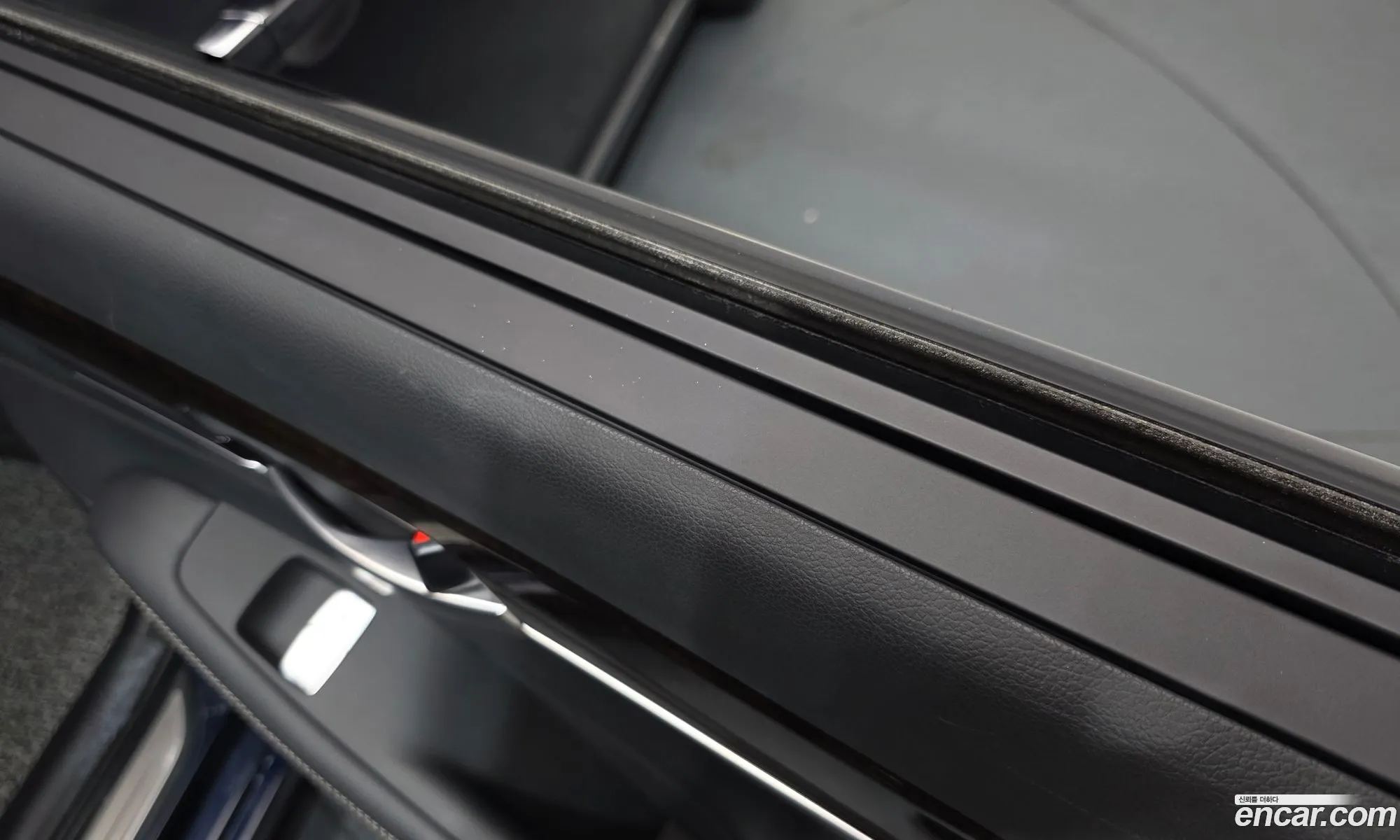 Genesis G90 2019 — 31