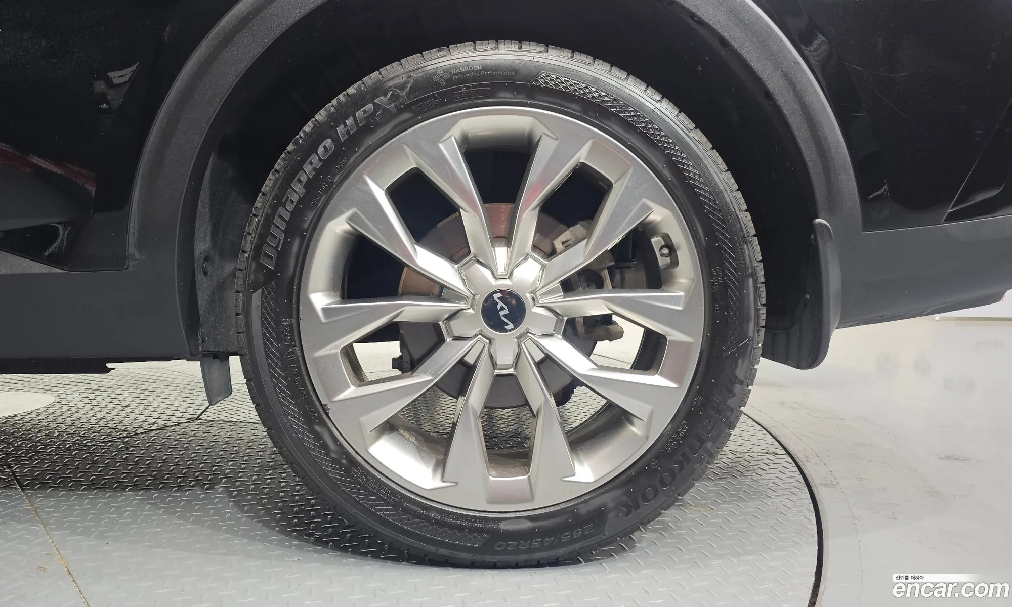 Kia Sorento 2023 — 18