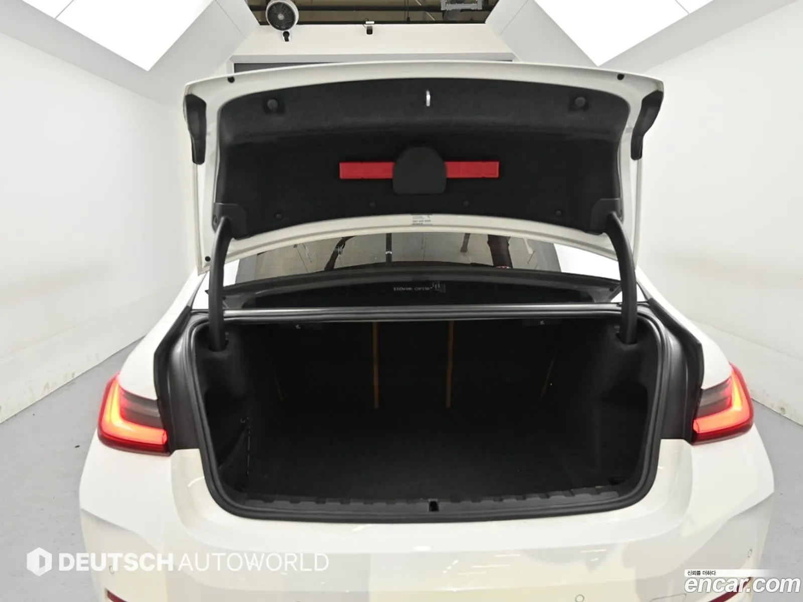 BMW 3 Series 2023 — 4