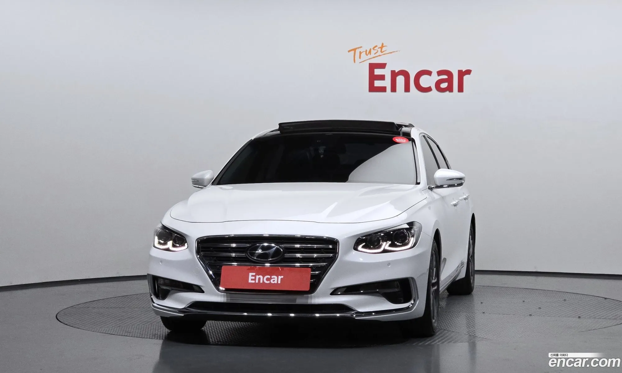 Hyundai Grandeur IG 2018 — 30