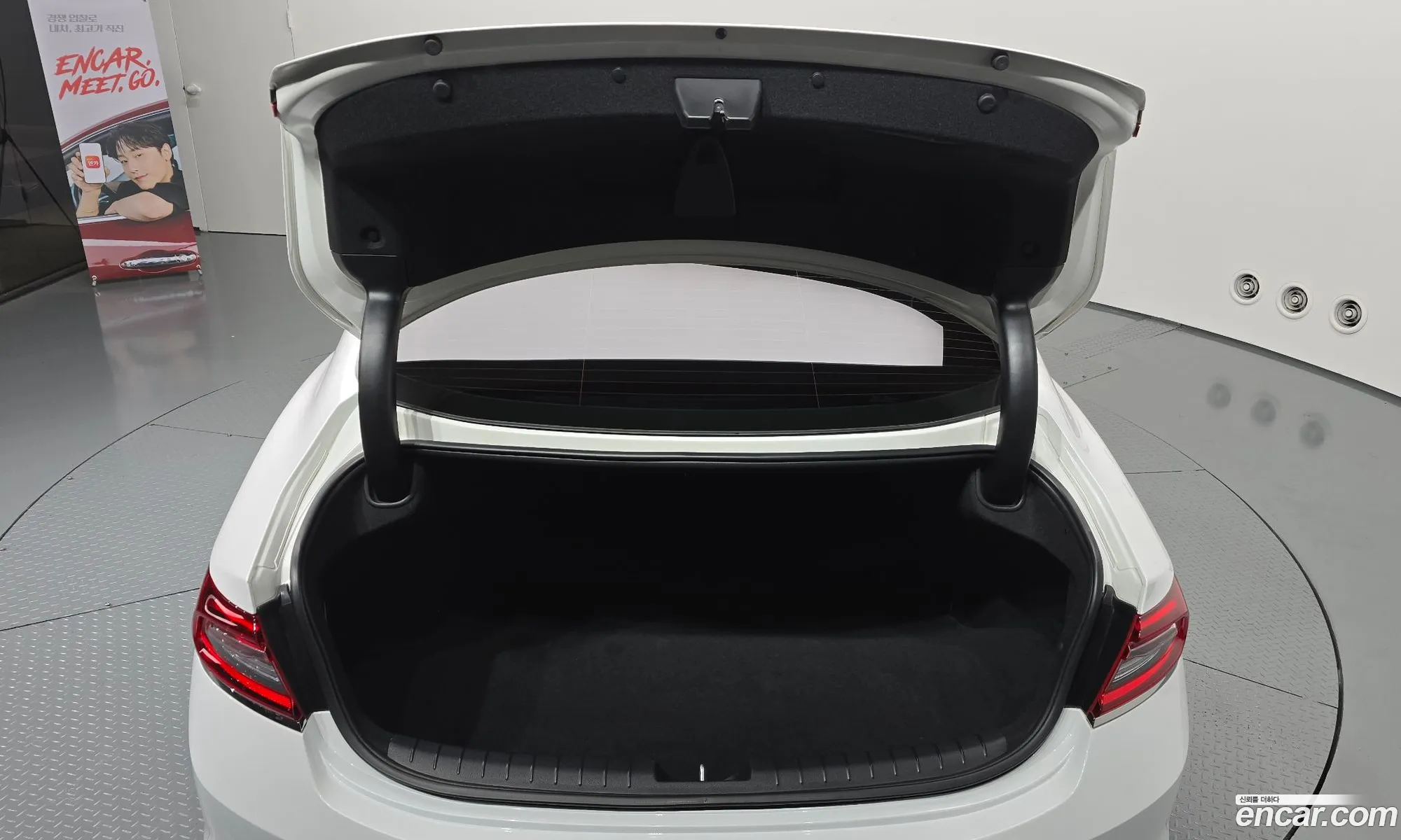 Hyundai Grandeur IG 2018 — 31