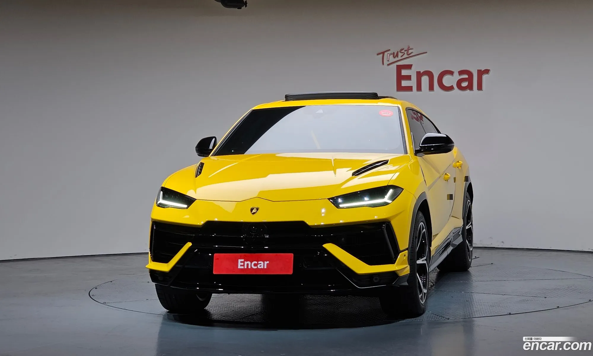 Lamborghini Urus 2024 — 16